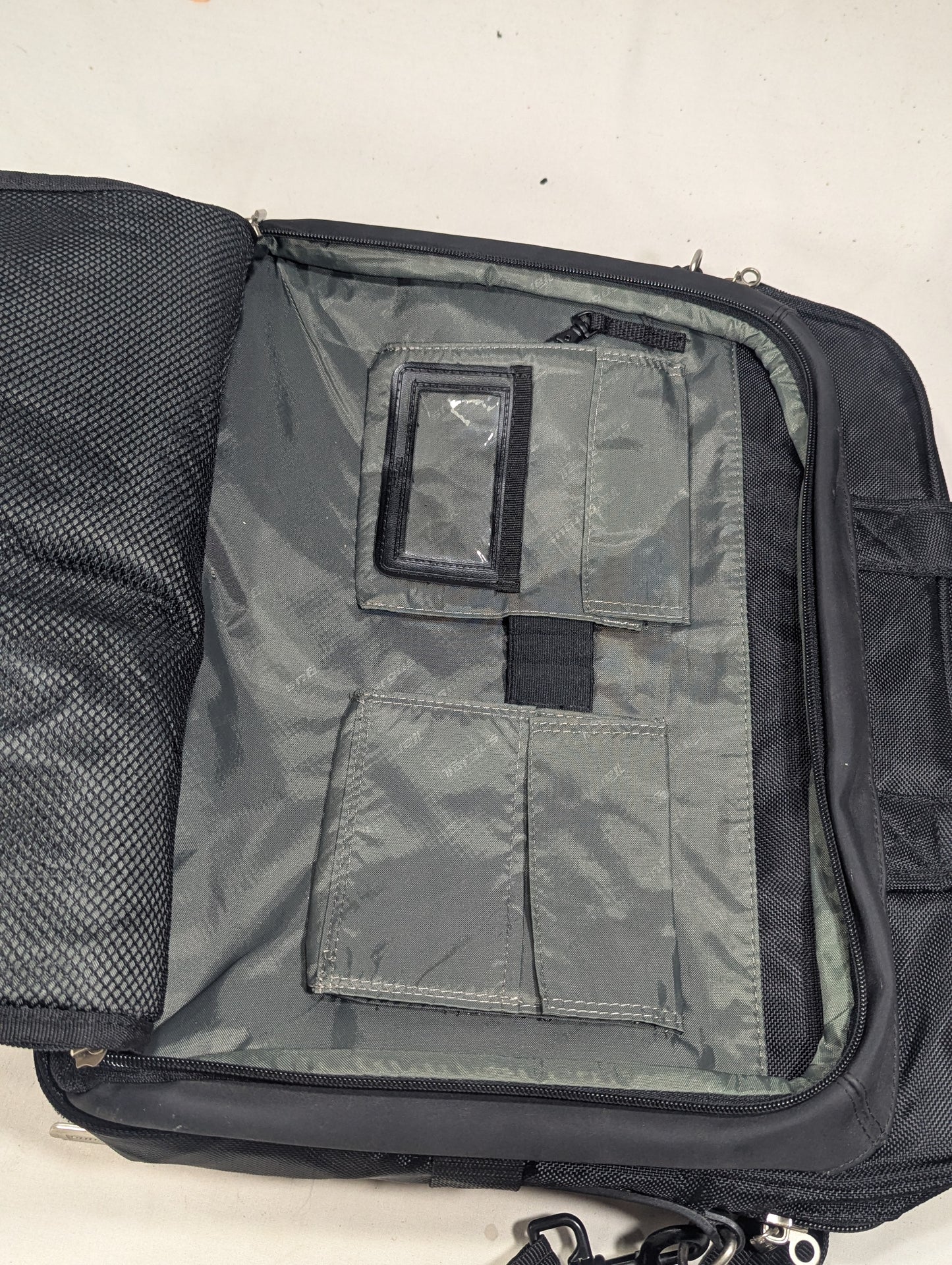 Targus authentic bag