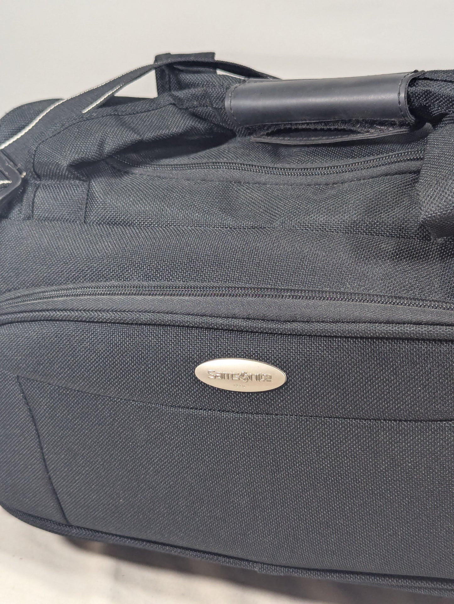 Samsonite authentic bag, day pack bag