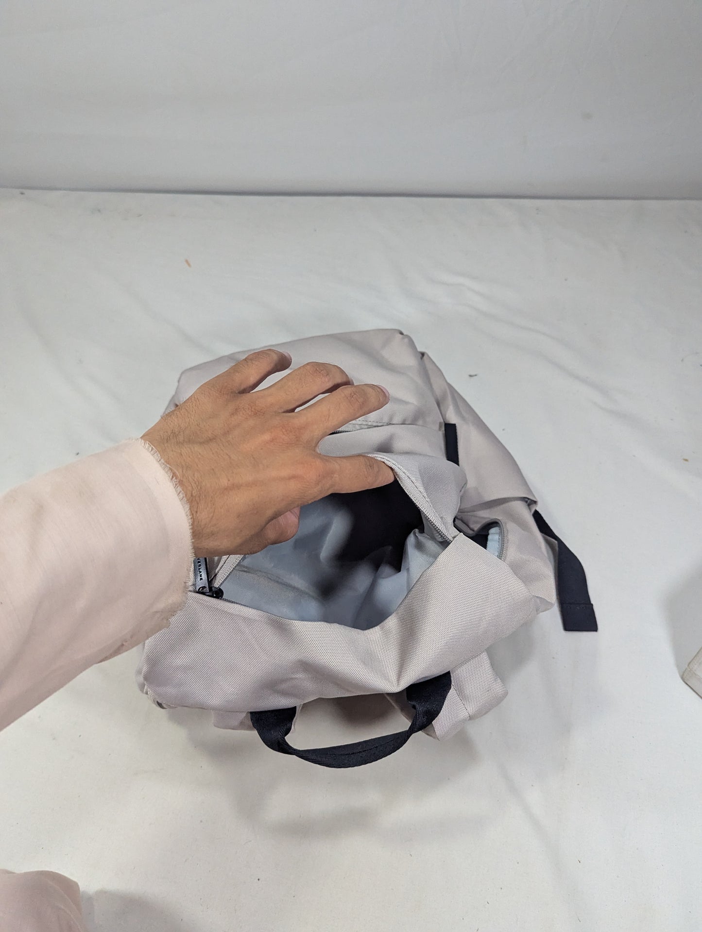 Slim and smart laptop backpack