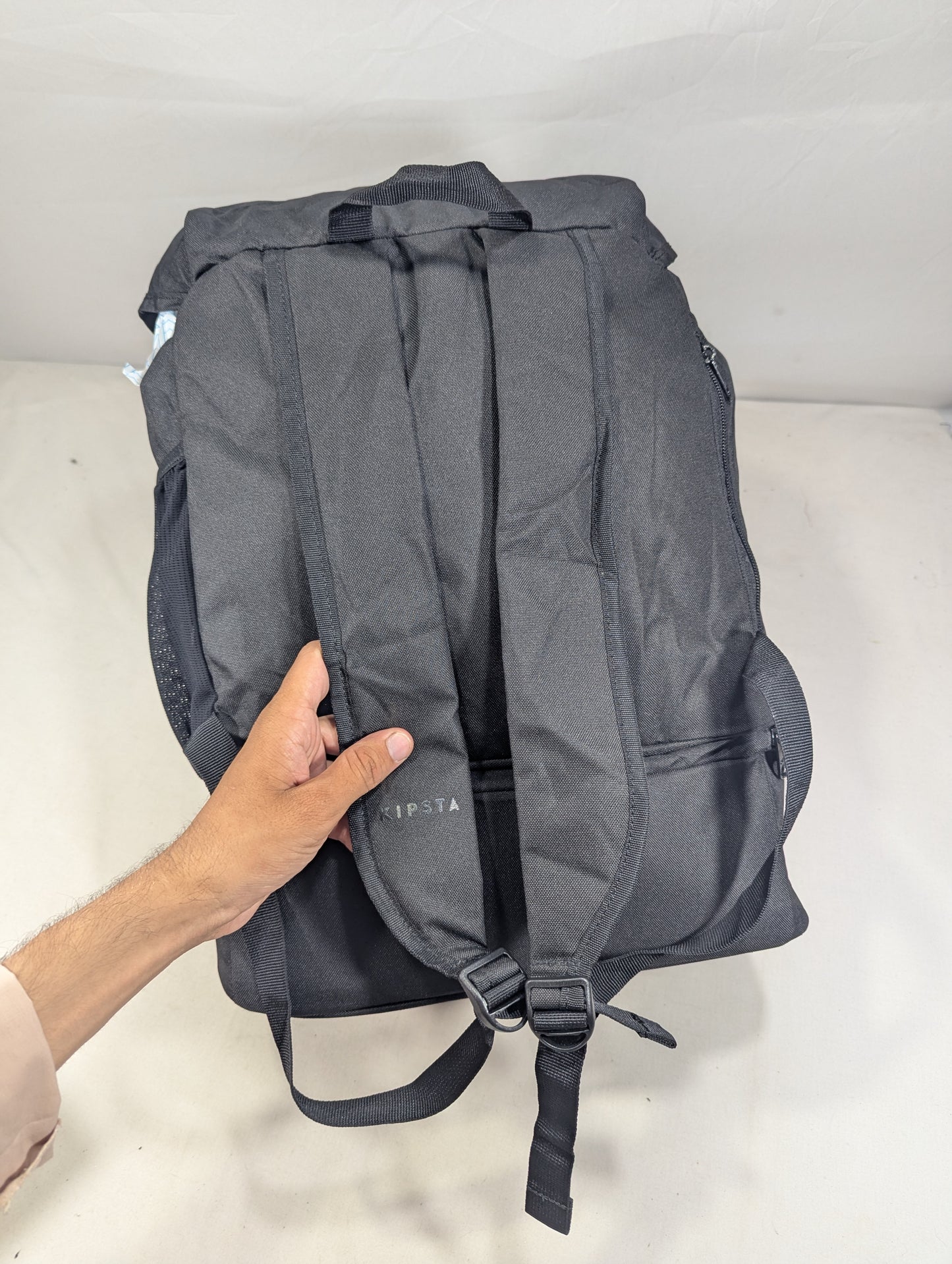Gym backpack with separate shoes portio