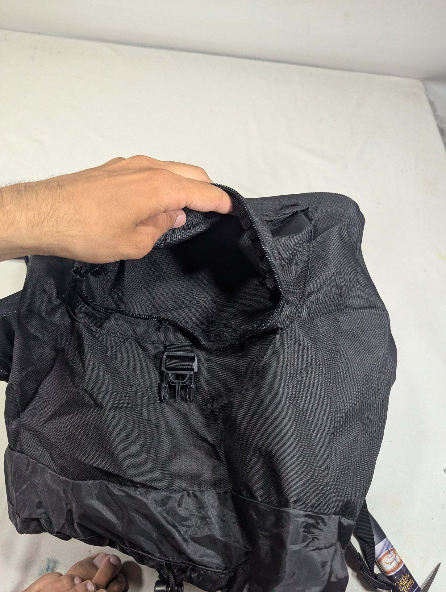 Gym backpack with separate shoes portio