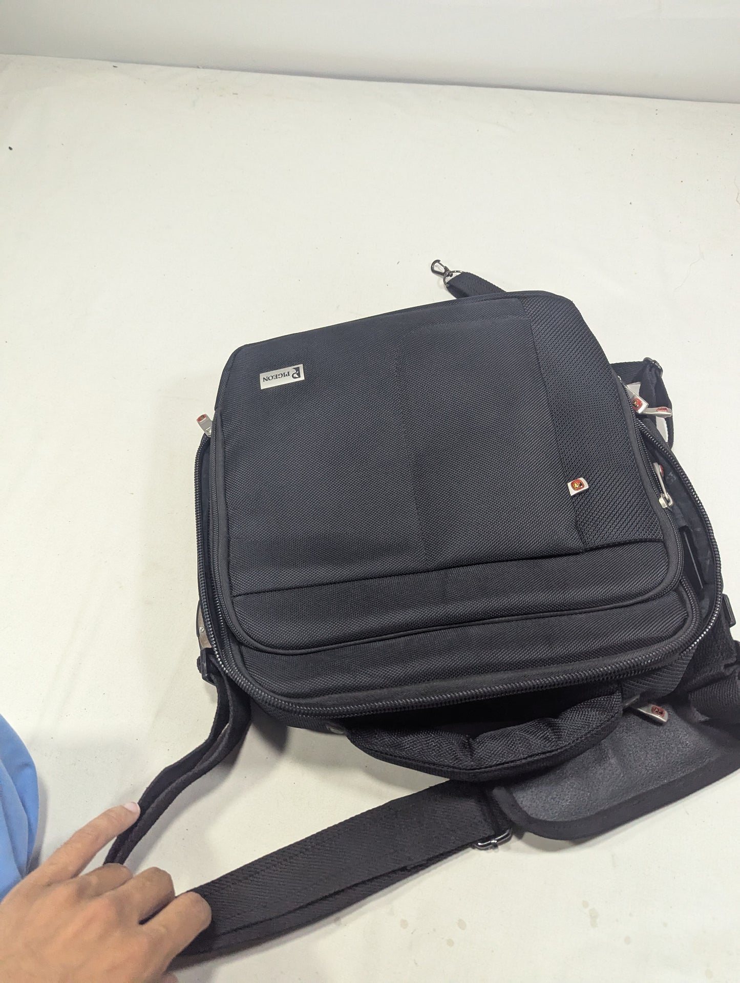 Cross body, shoulder bag