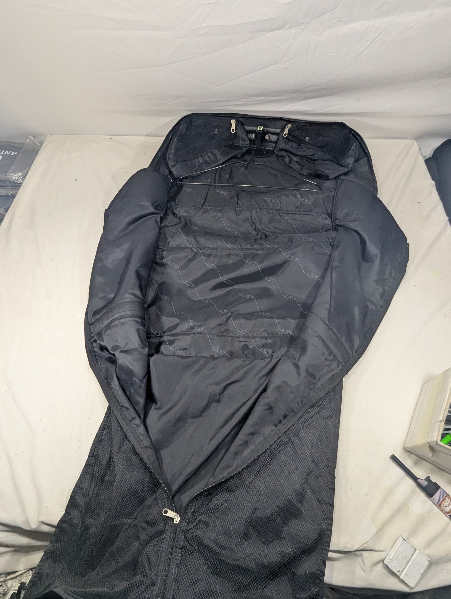German lot Stylish suit cover bag