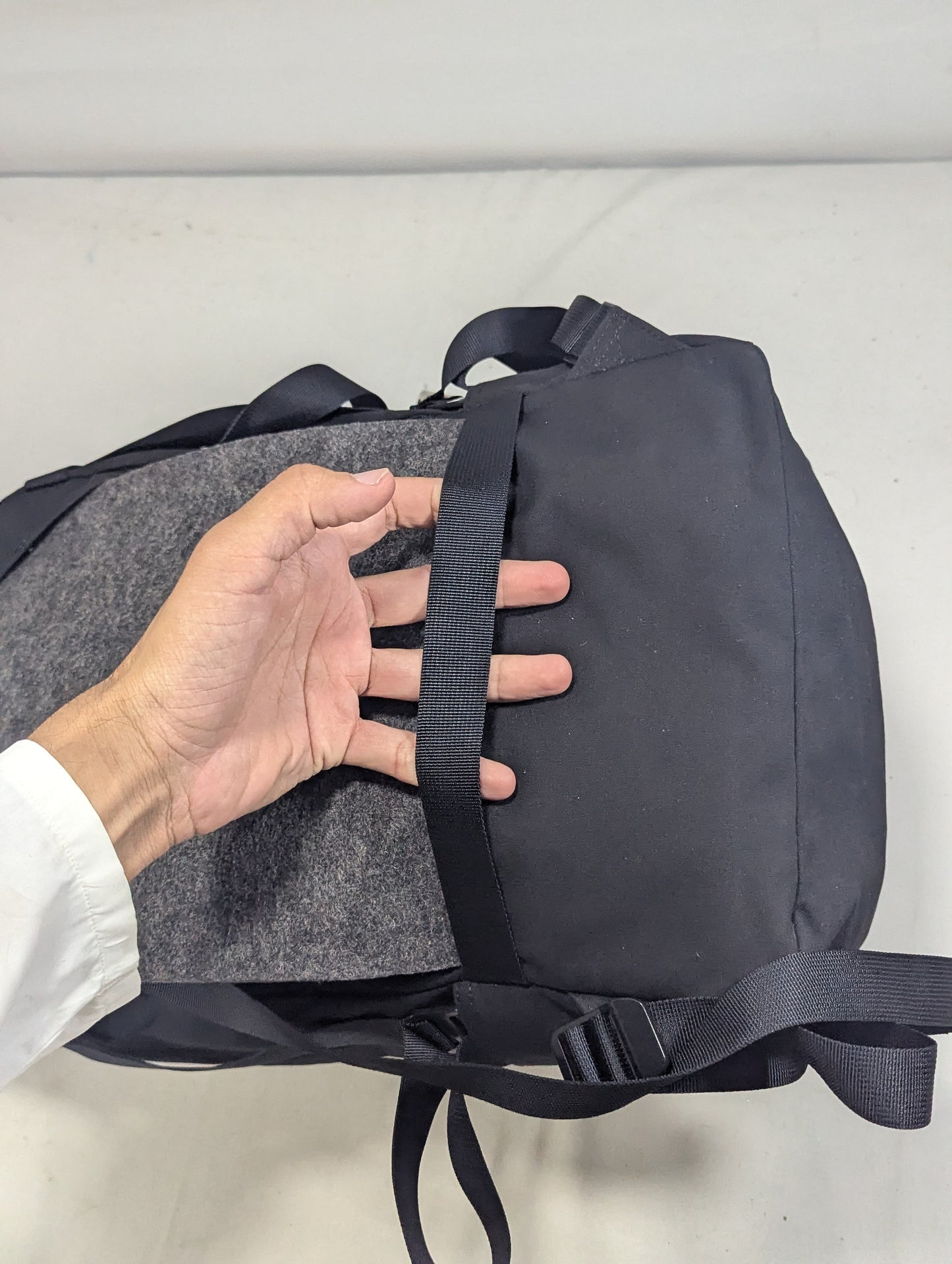 Slim and smart laptop backpack