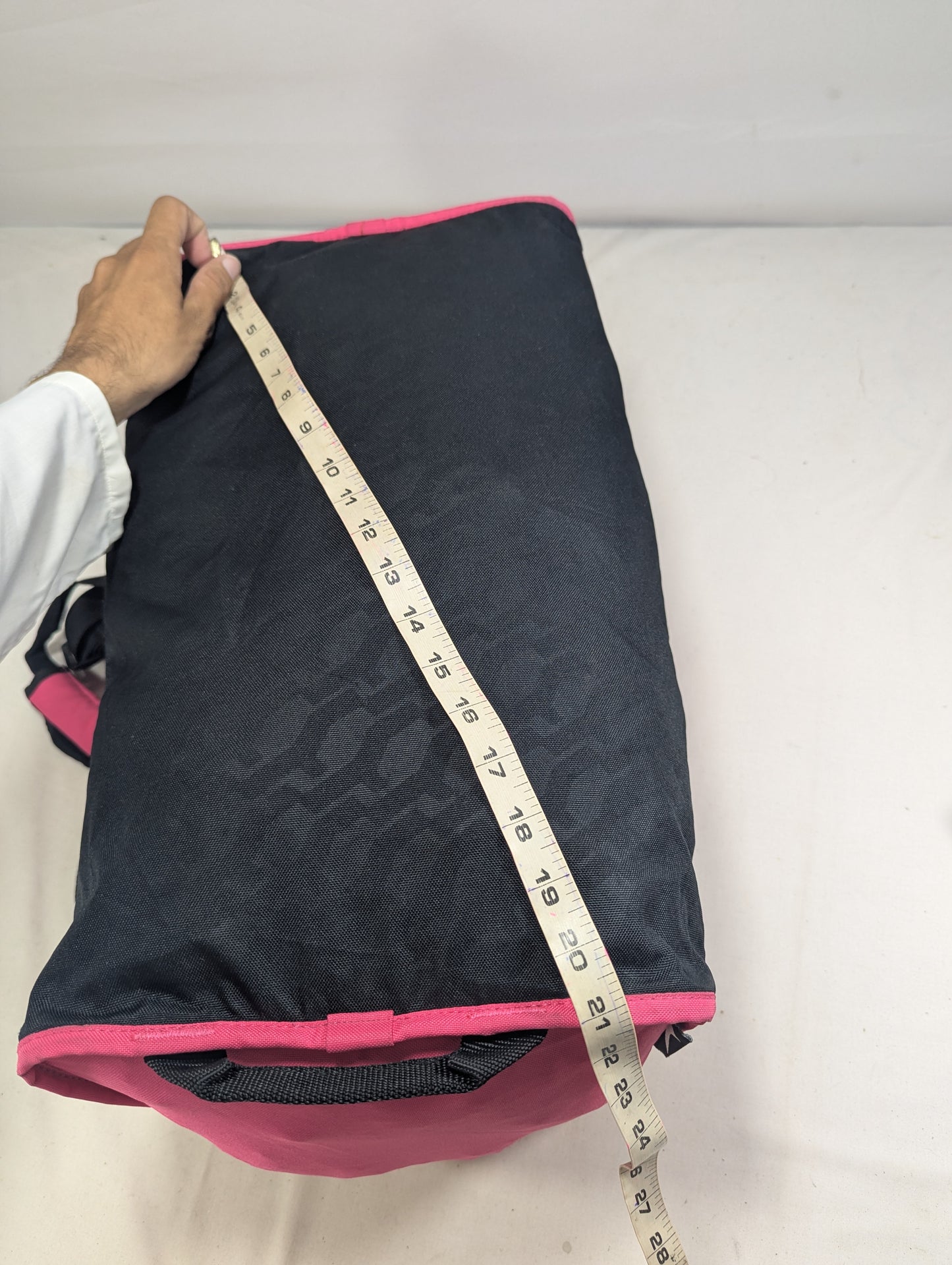 Nike Authentic bag with separate shoes portion