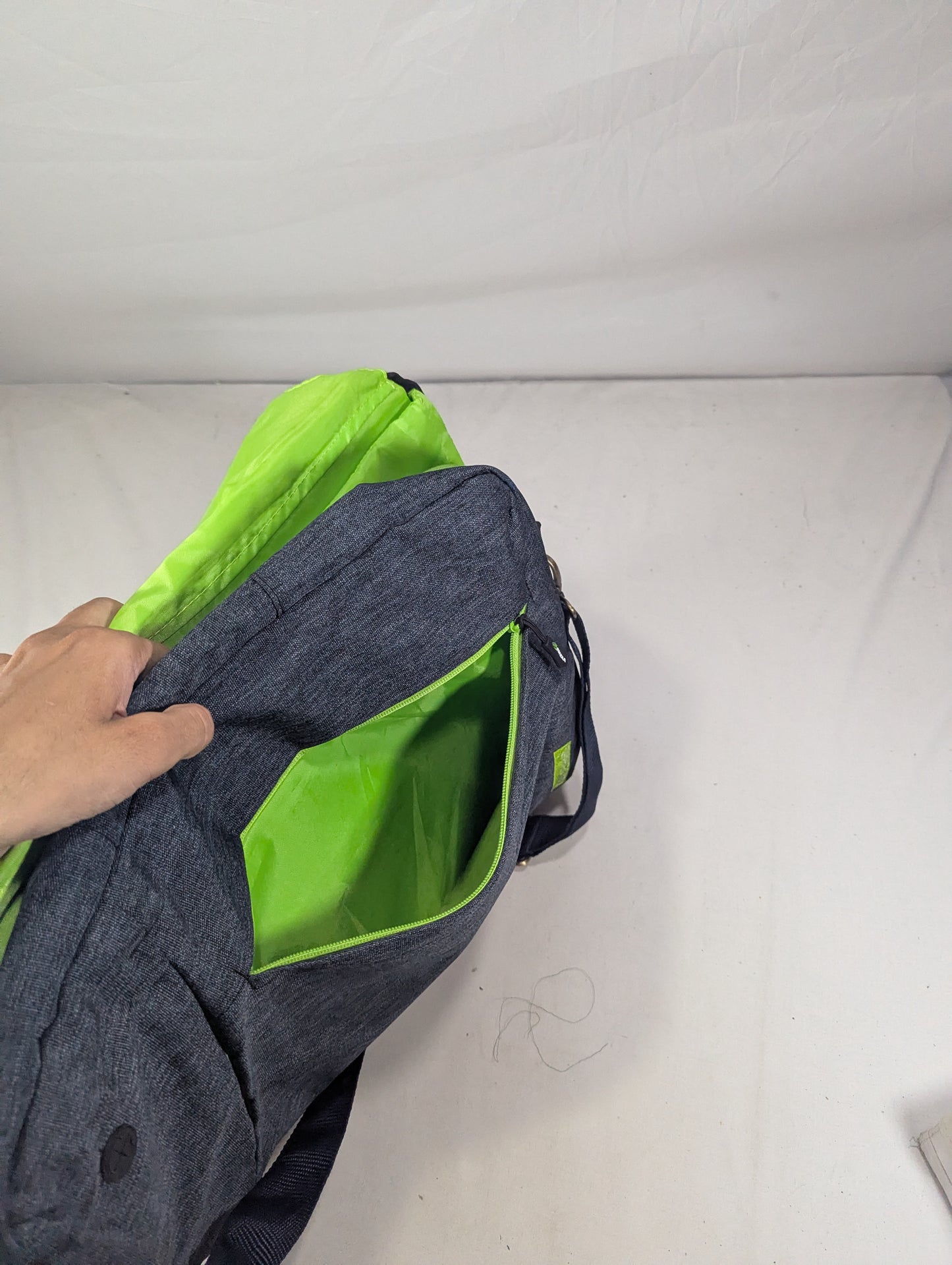 INVIDIA graphic authentic briefcase bag, backpack