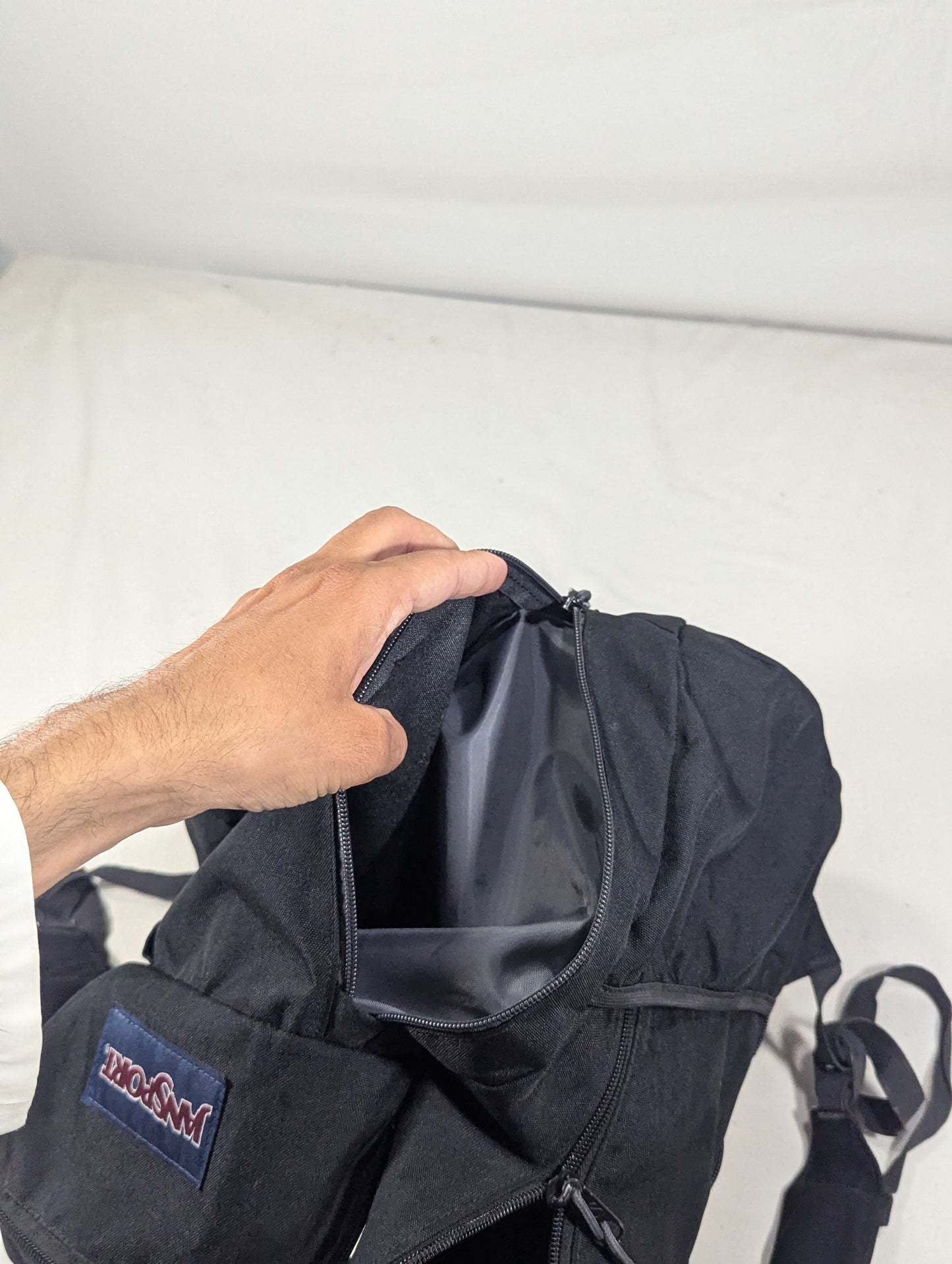 Jan sport black color backpack