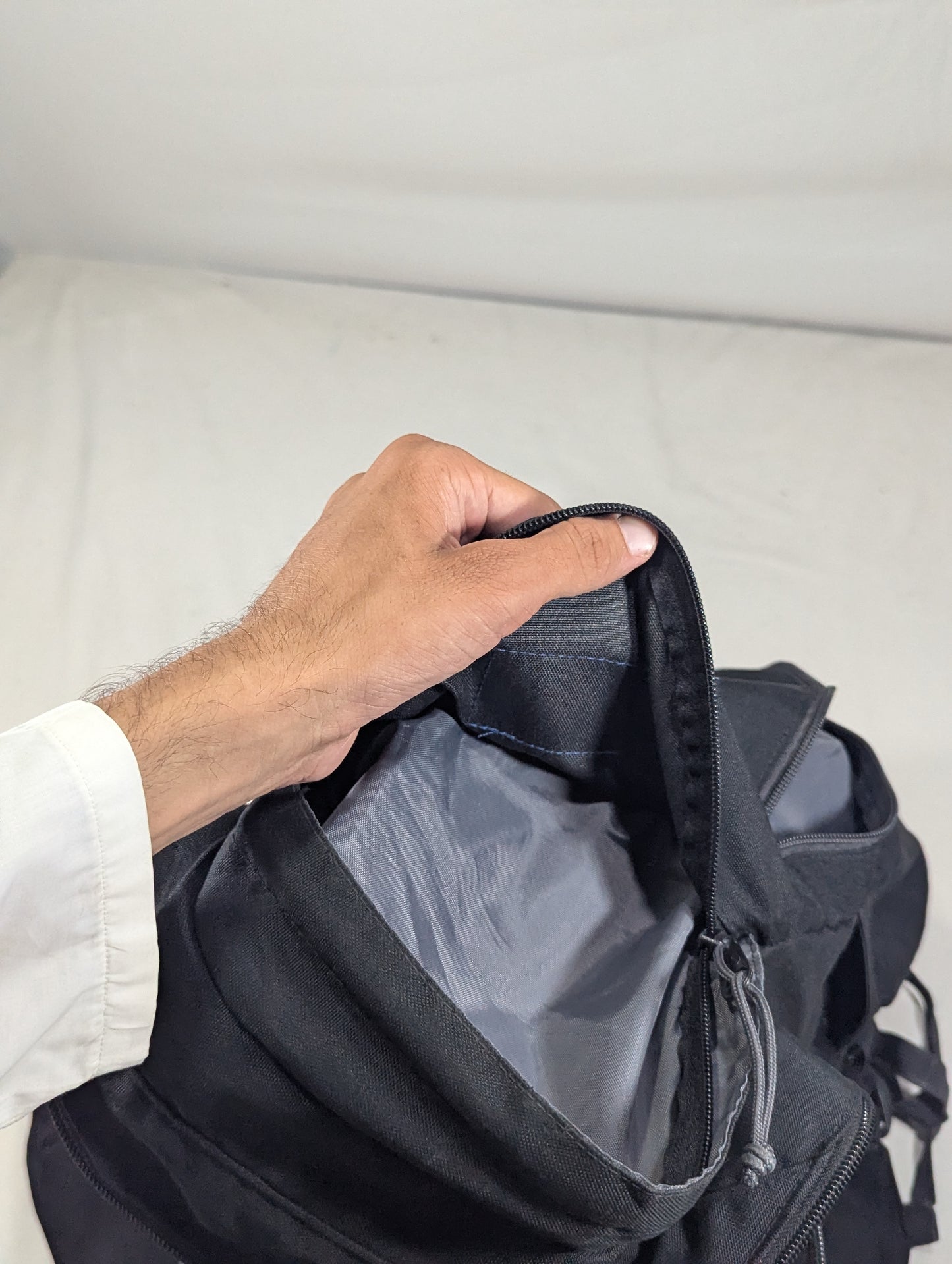 Jan sport black color backpack