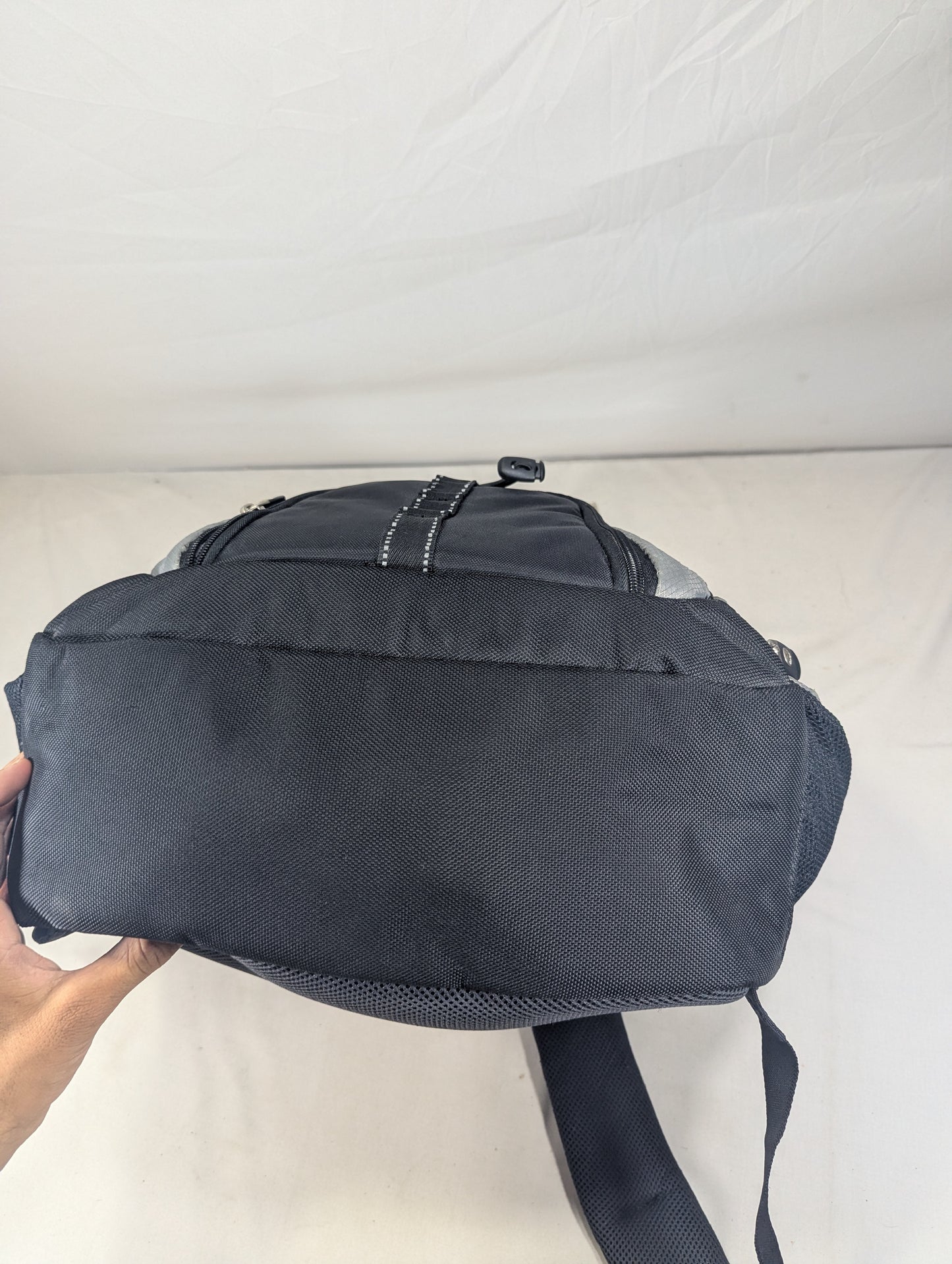 Dell brand new Authentic backpack