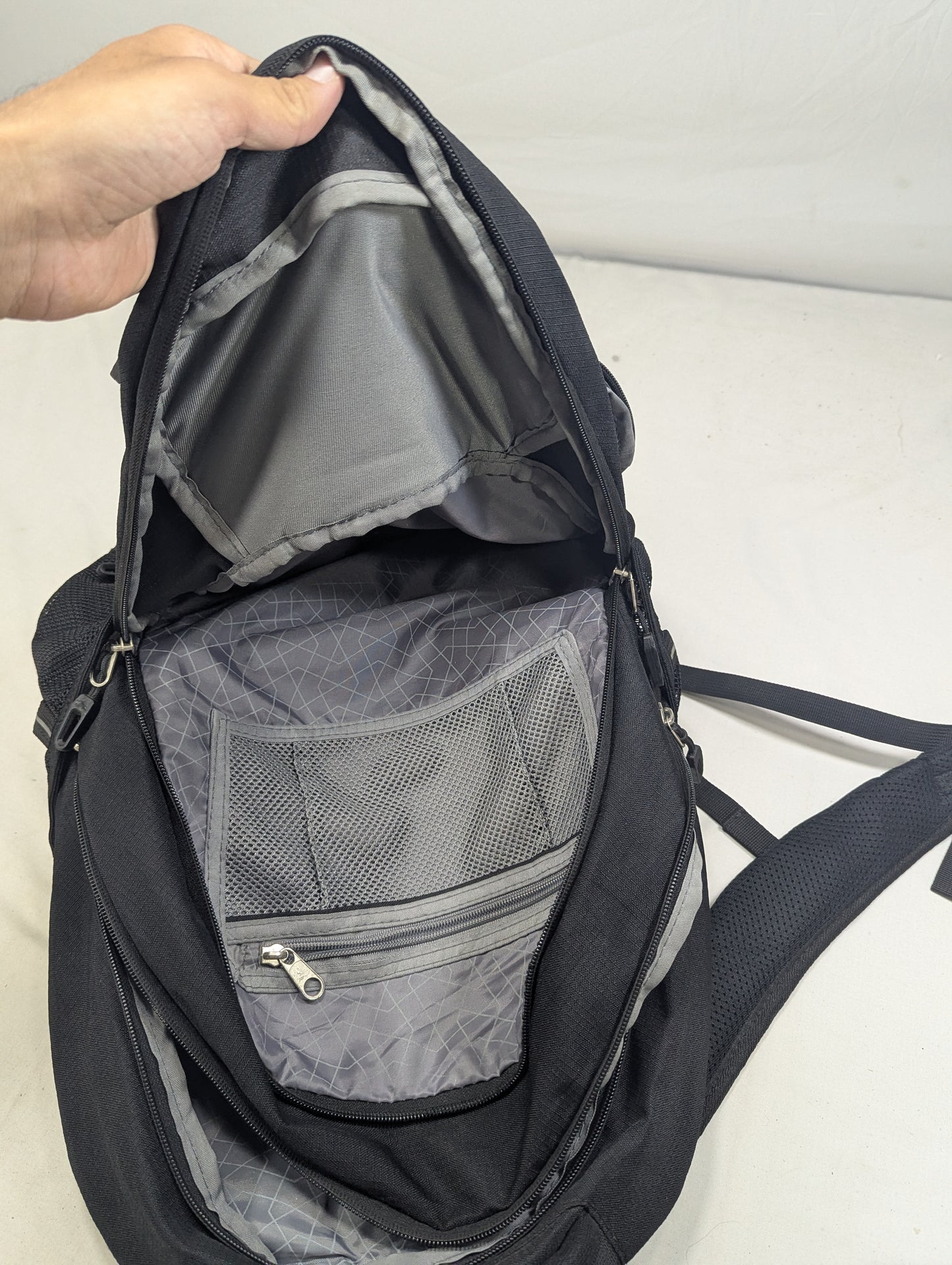 High Sierra Black color heavy load backpack