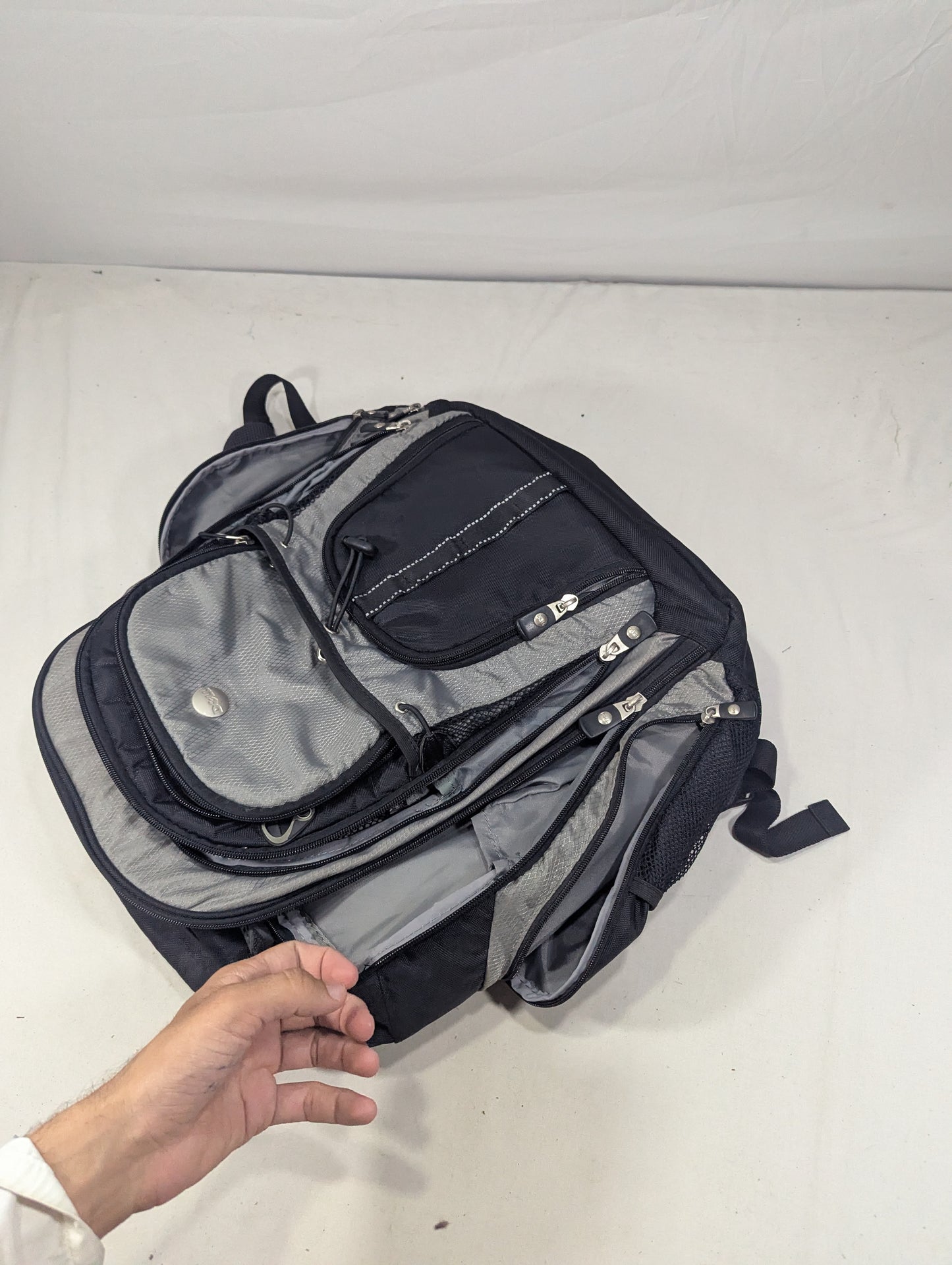 Dell brand new Authentic backpack
