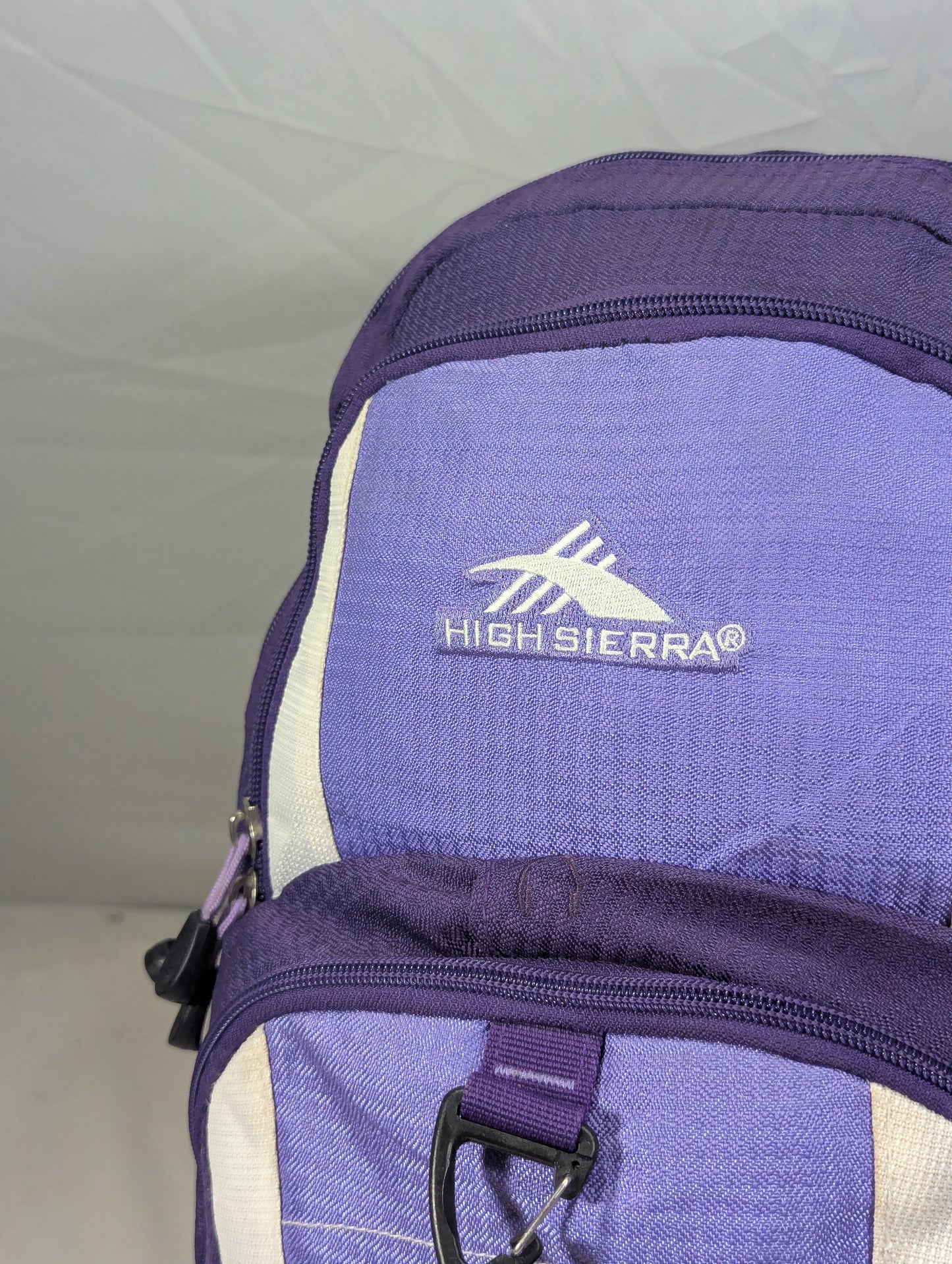 High Sierra attractive color heavy load school college backpack