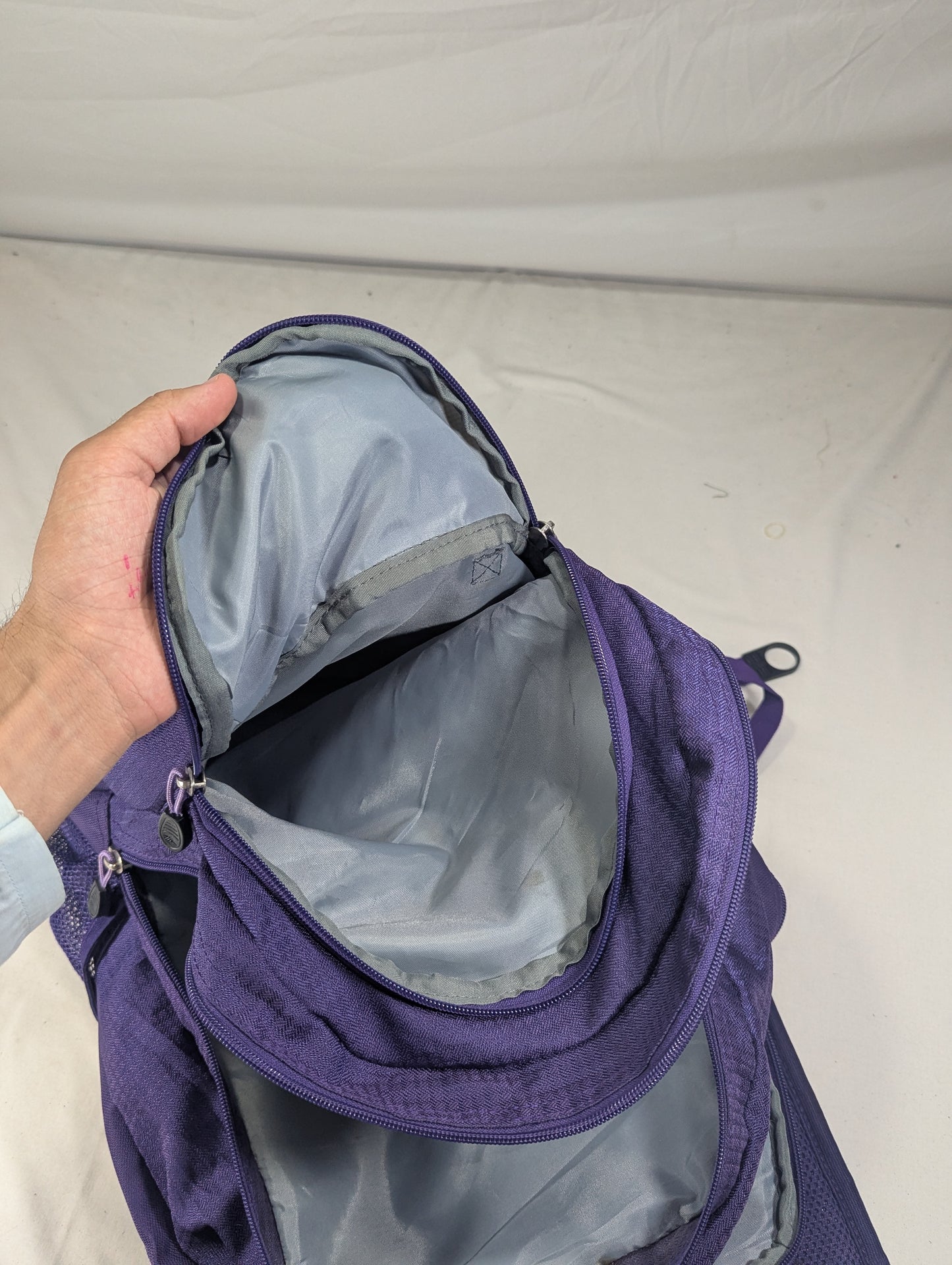 High Sierra attractive color heavy load school college backpack