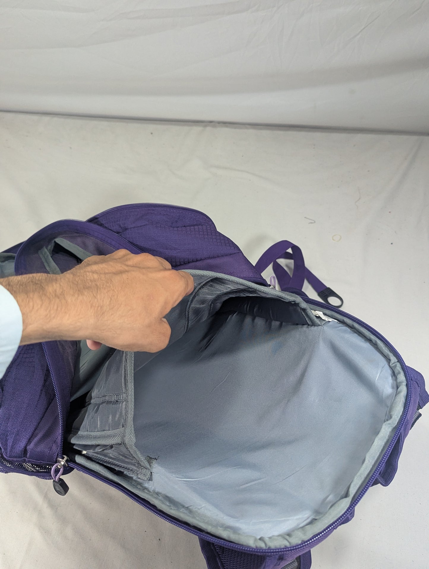 High Sierra attractive color heavy load school college backpack
