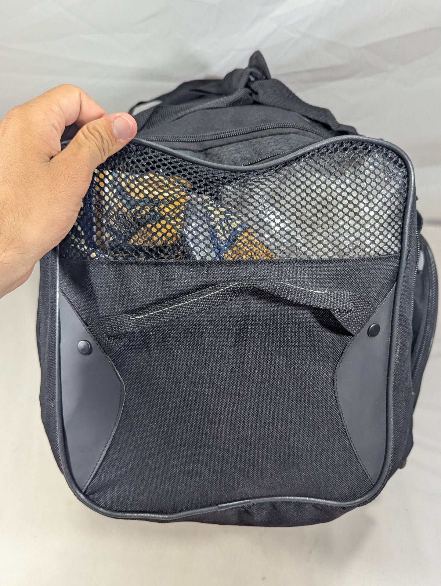 Lifetime guaranteed bag, with separate shoes portion