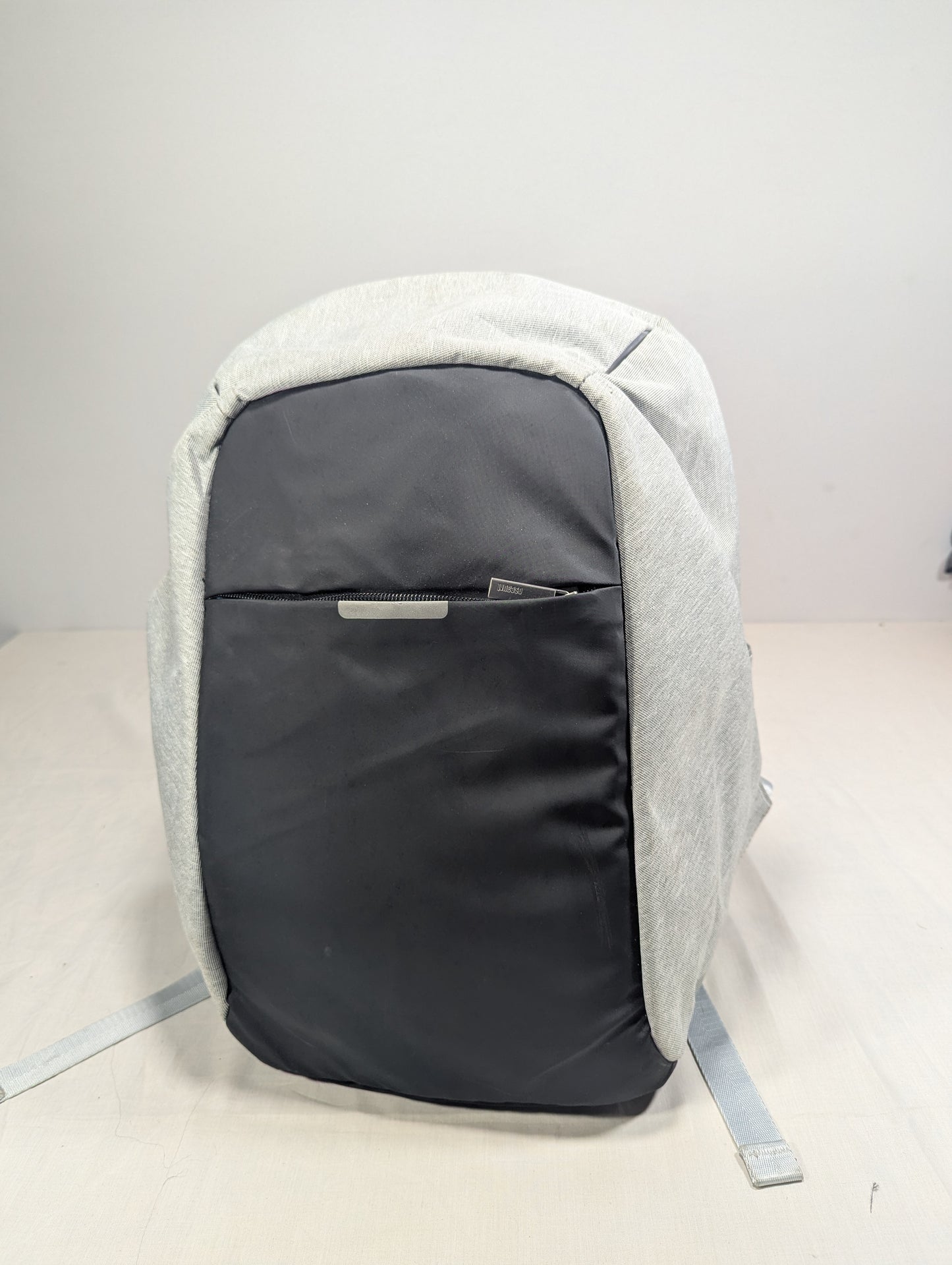 Laptop slim and smart backpack