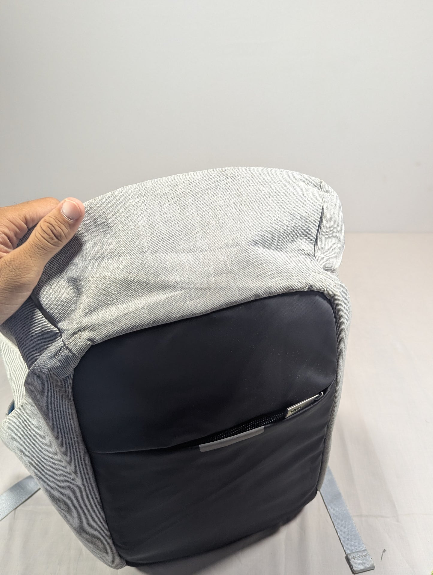 Laptop slim and smart backpack