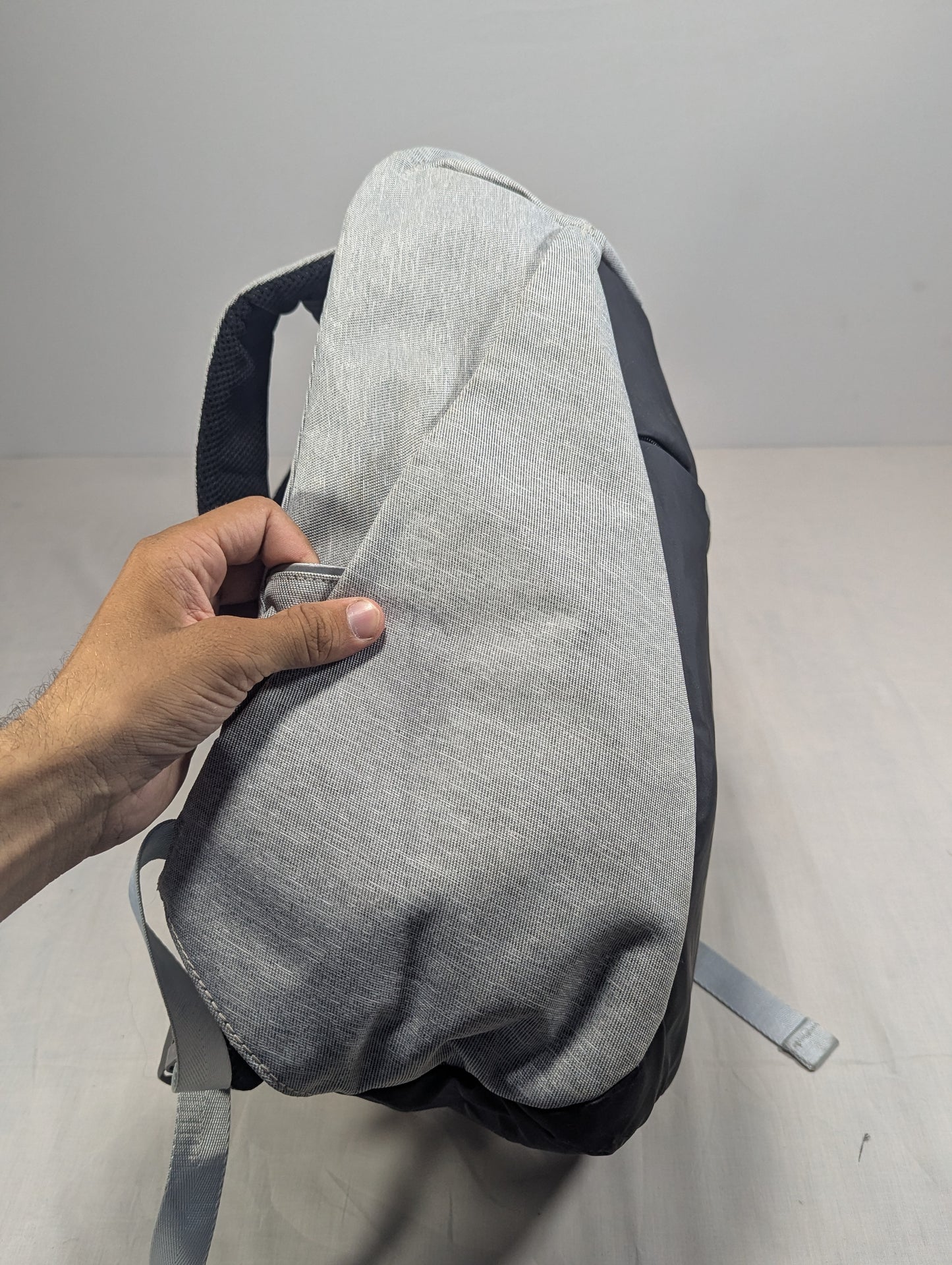 Laptop slim and smart backpack