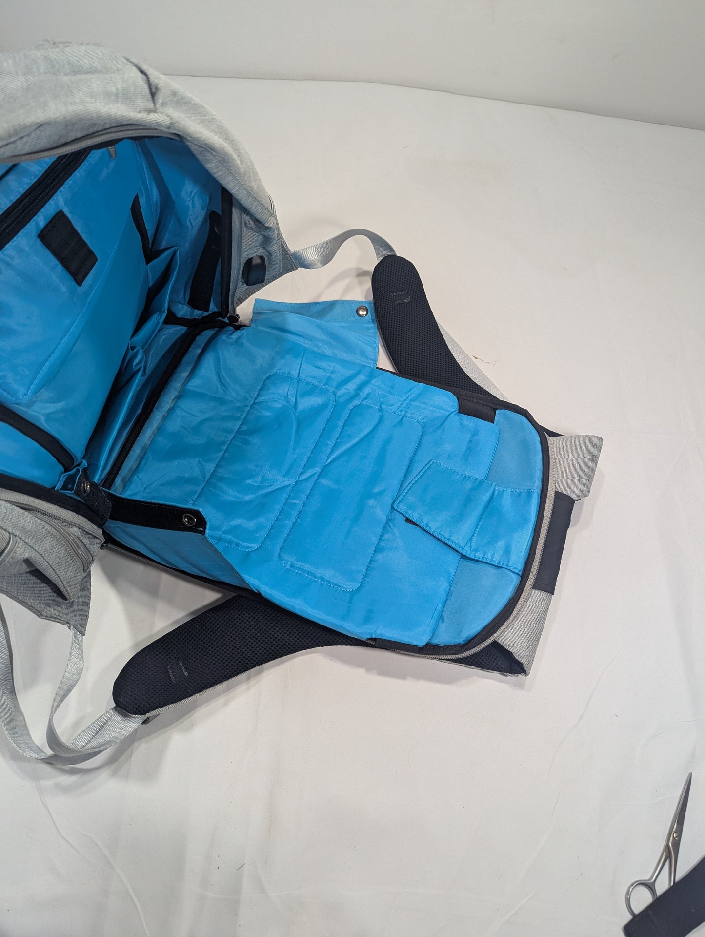 Laptop slim and smart backpack