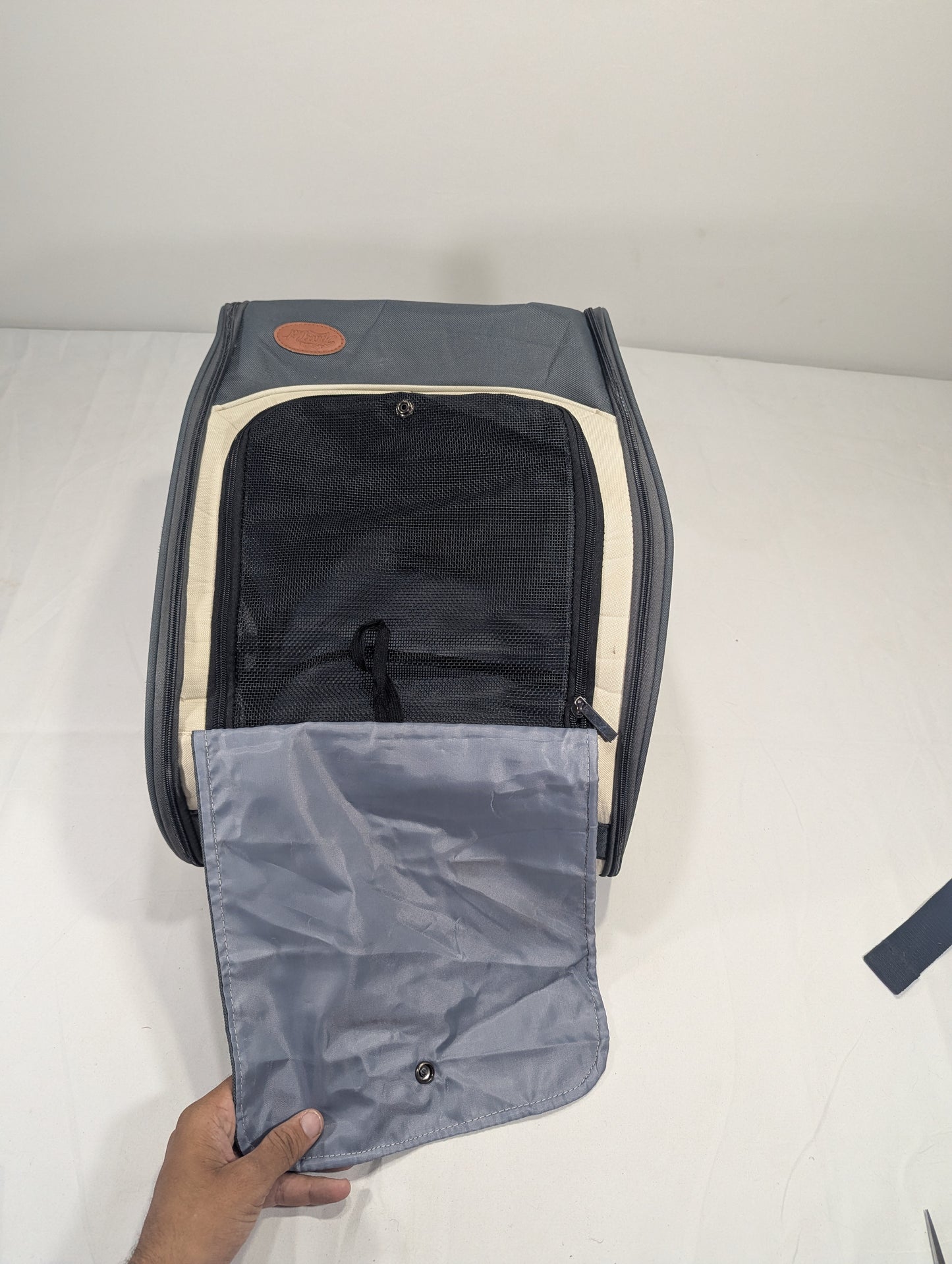 Pet backpack