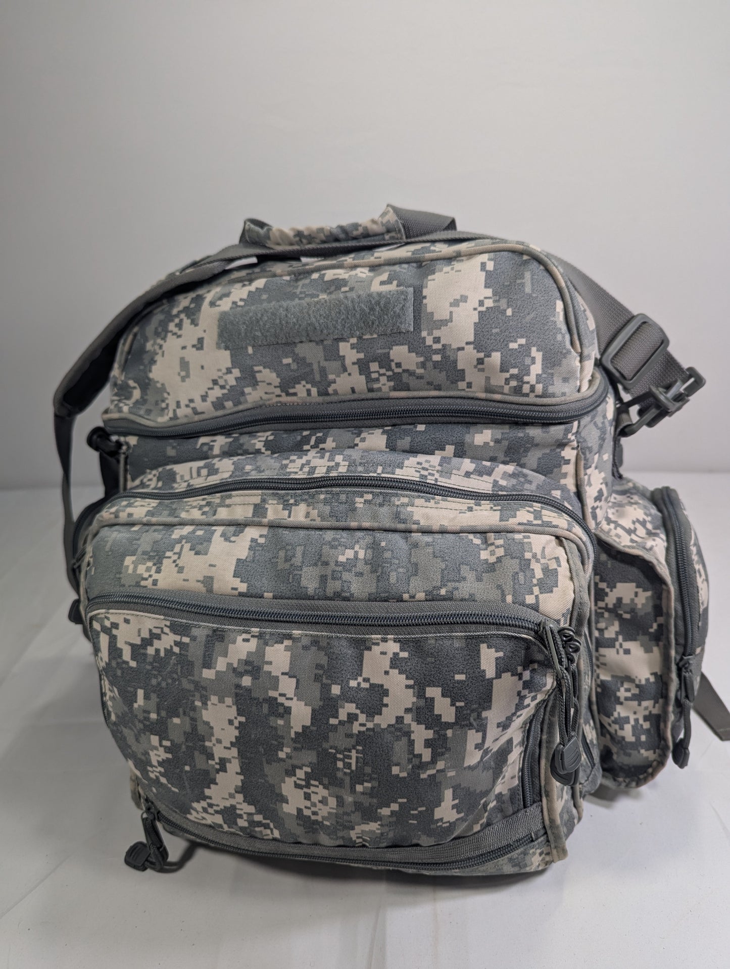 Military lot heavy duty backpack