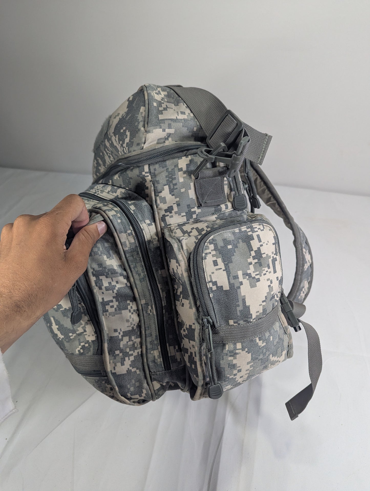 Military lot heavy duty backpack