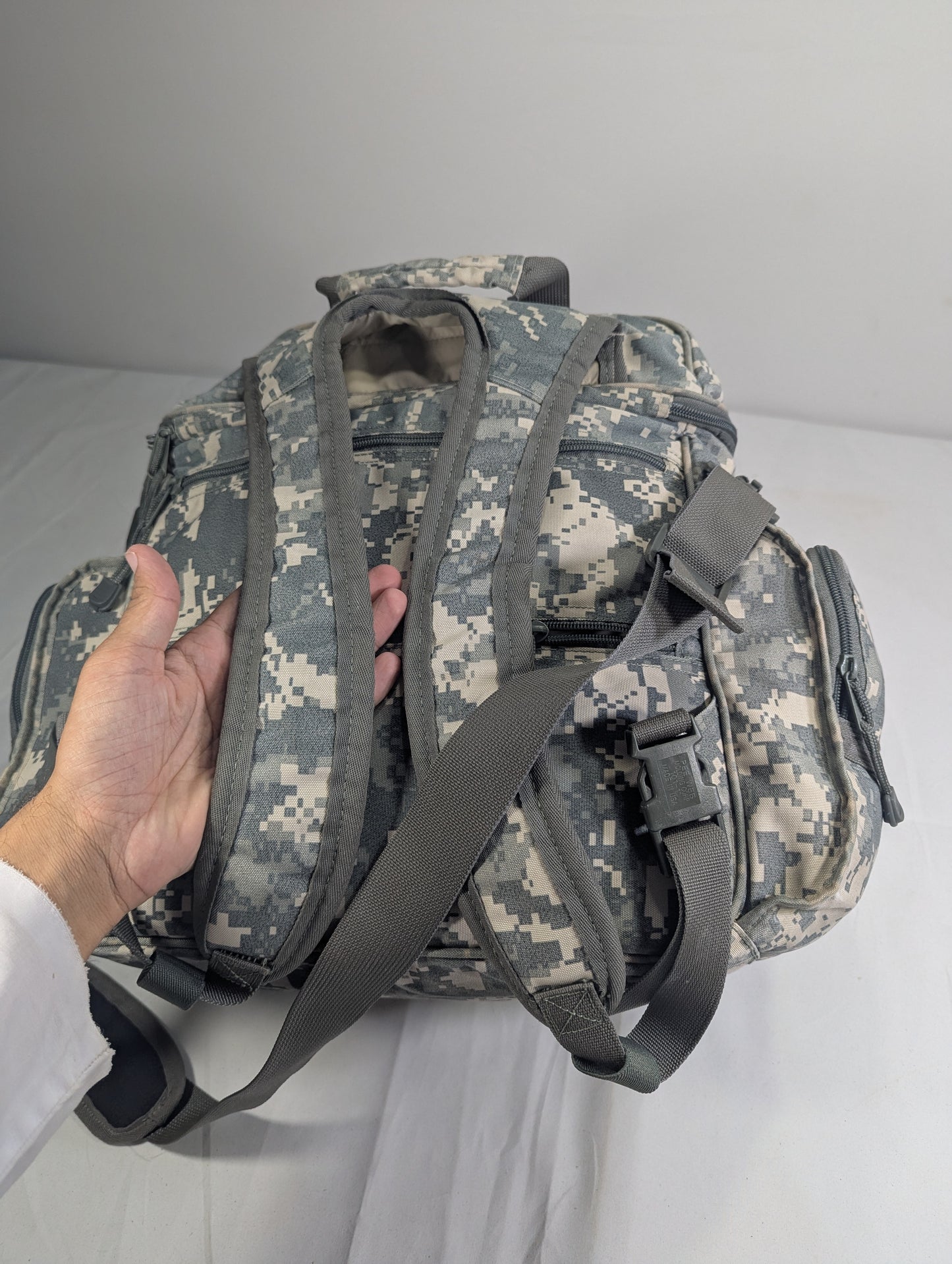 Military lot heavy duty backpack