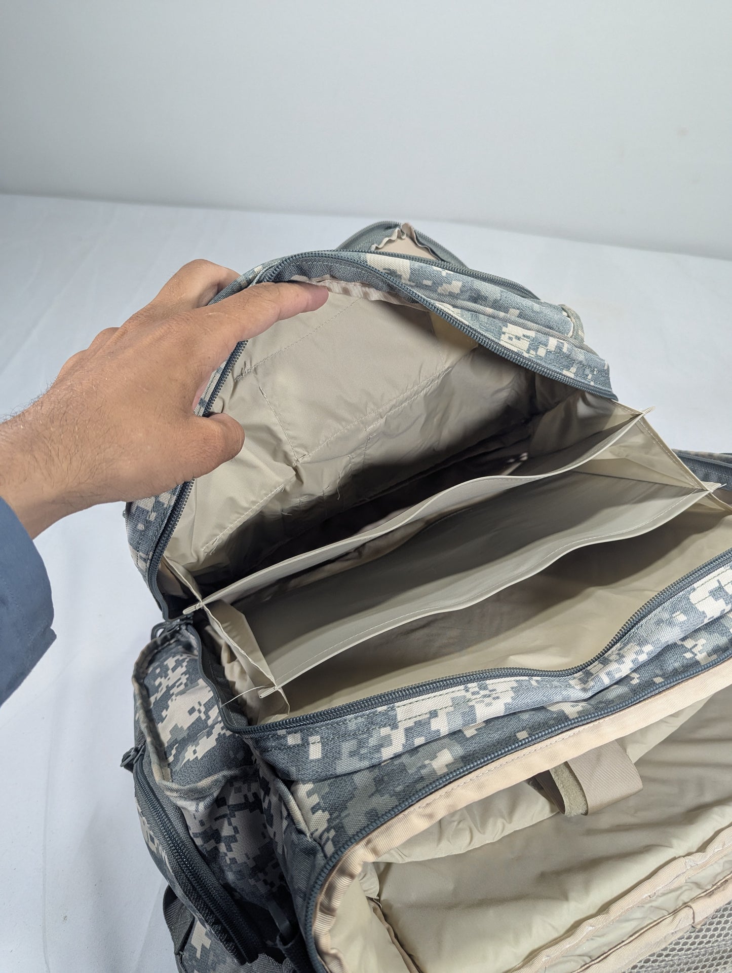 Military lot heavy duty backpack