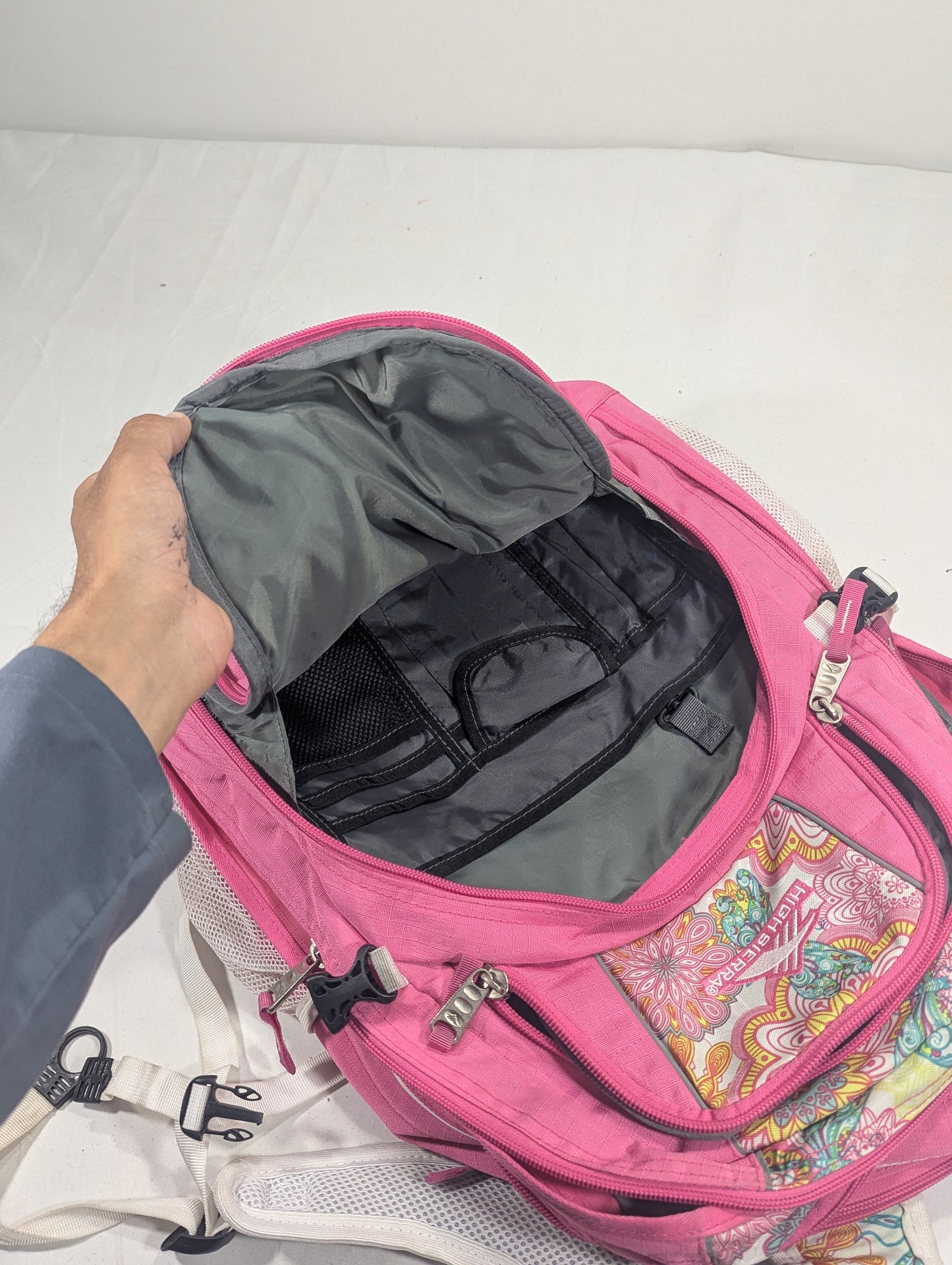 High Sierra preloved backpack