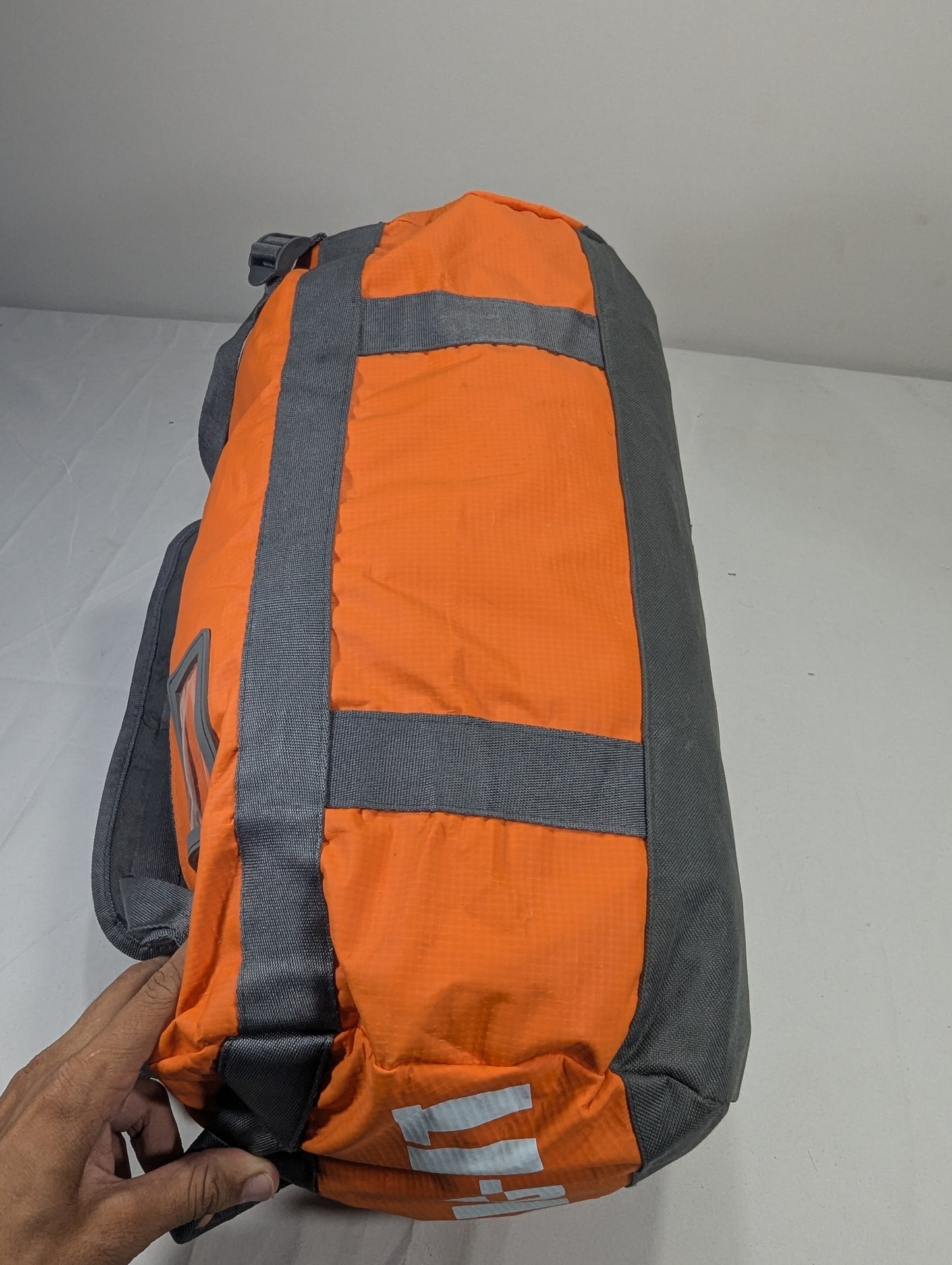 Hiking/travelling 2 in 1 backpack and bag