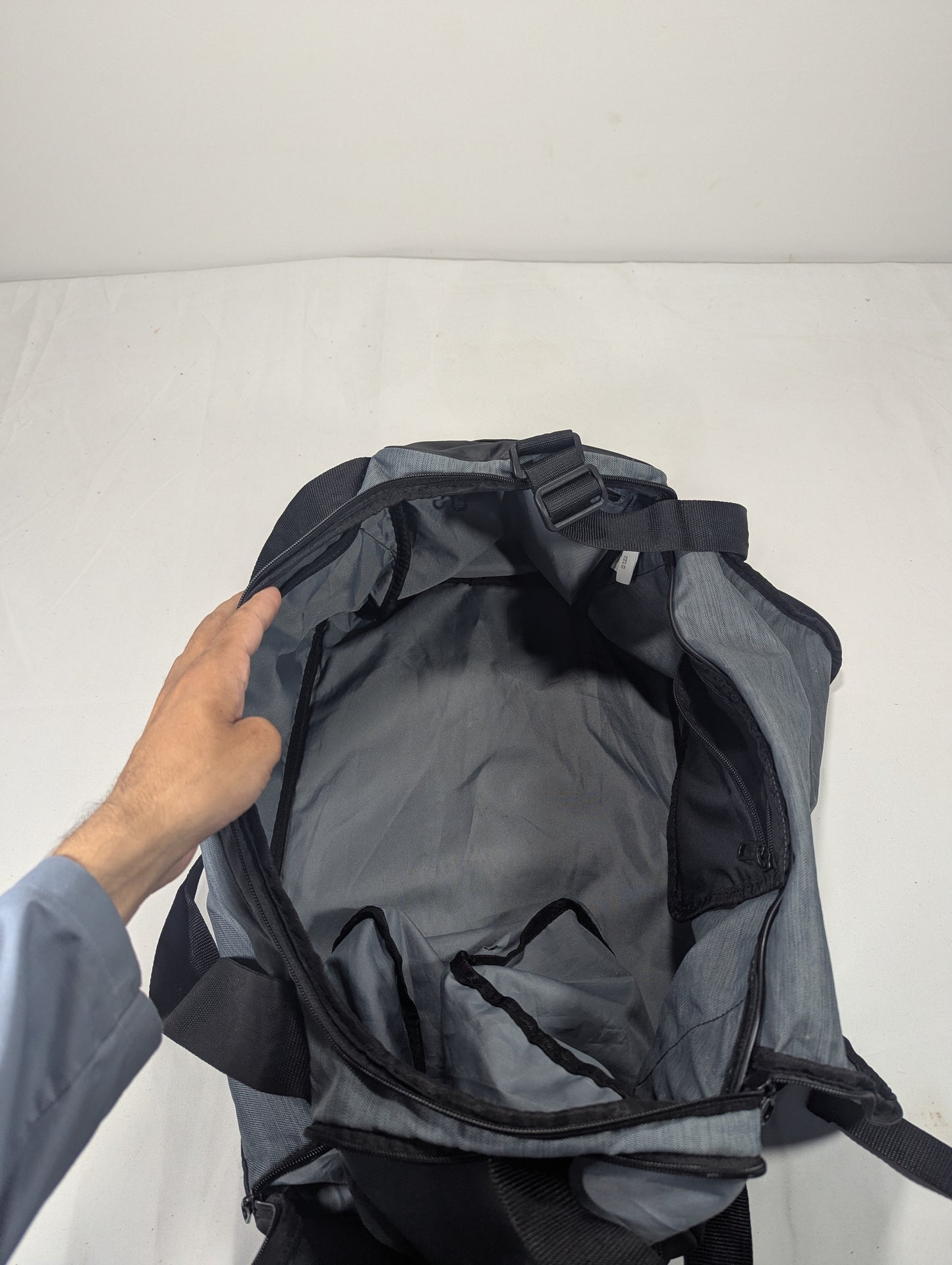 Nike bag with separate shoes portion