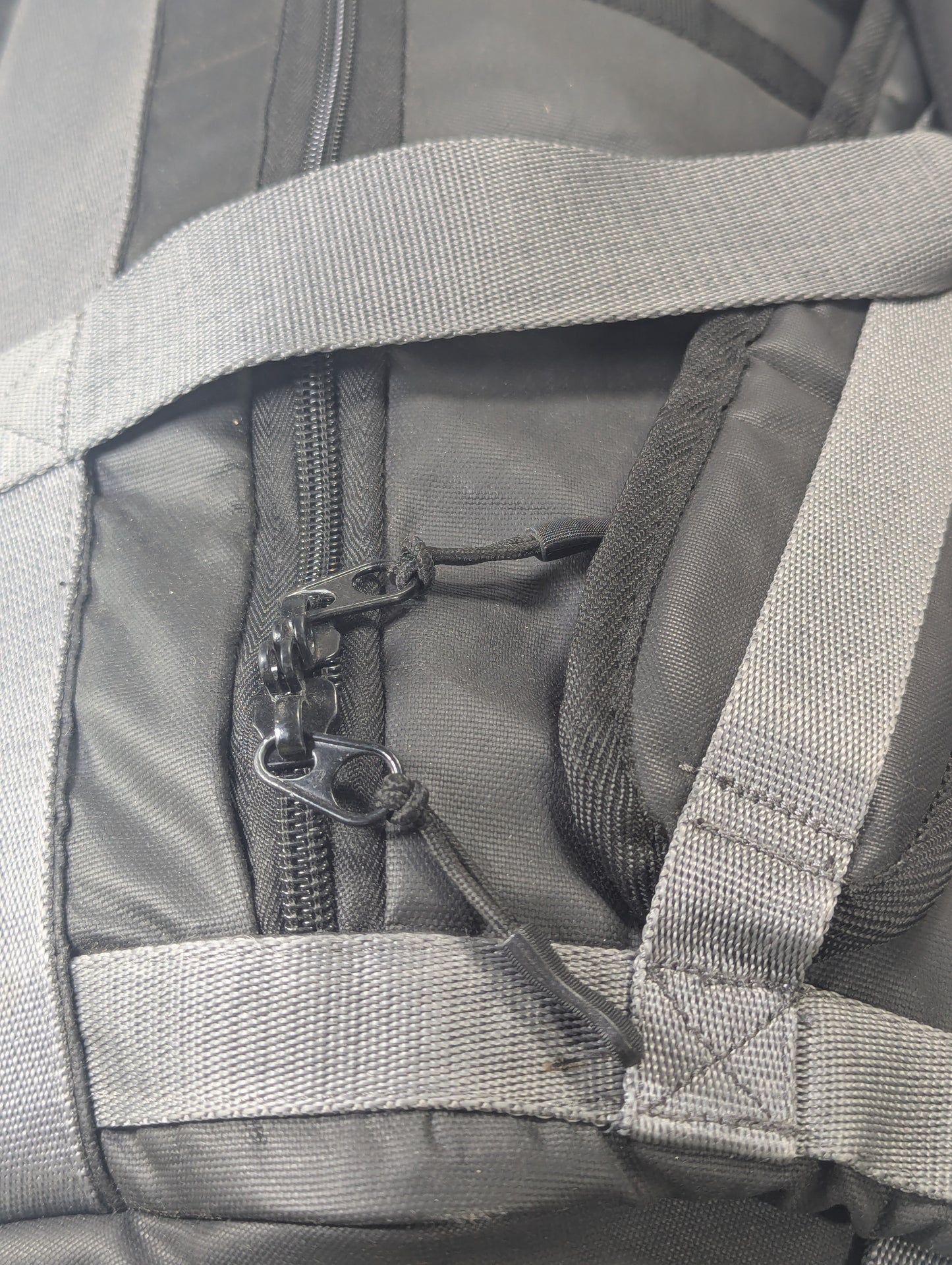 60L 2 in 1 backpack and bag