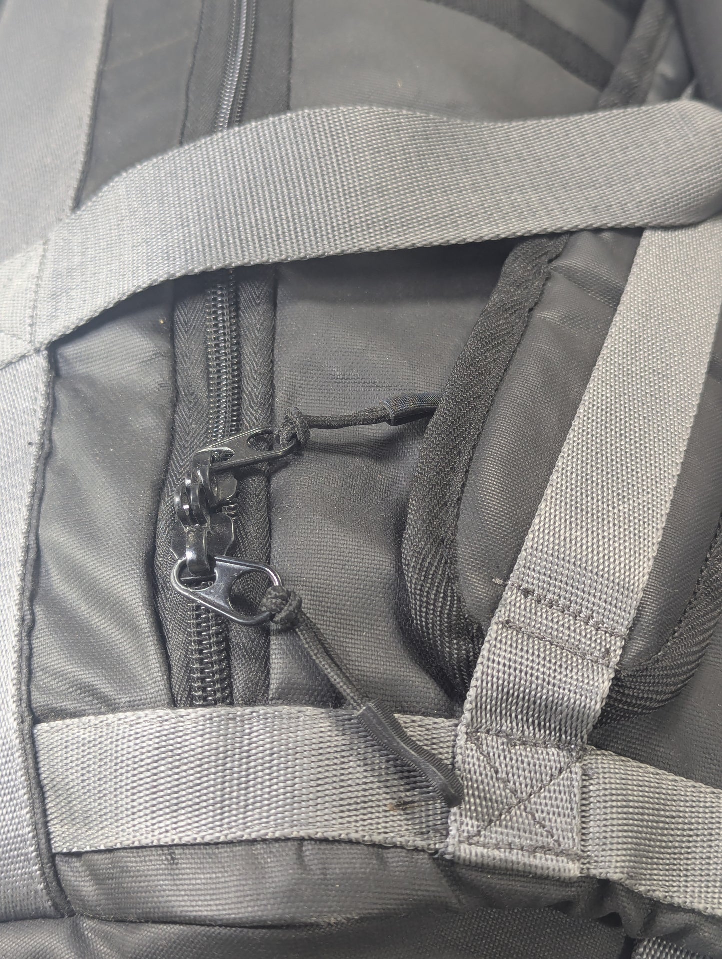 60L 2 in 1 backpack and bag