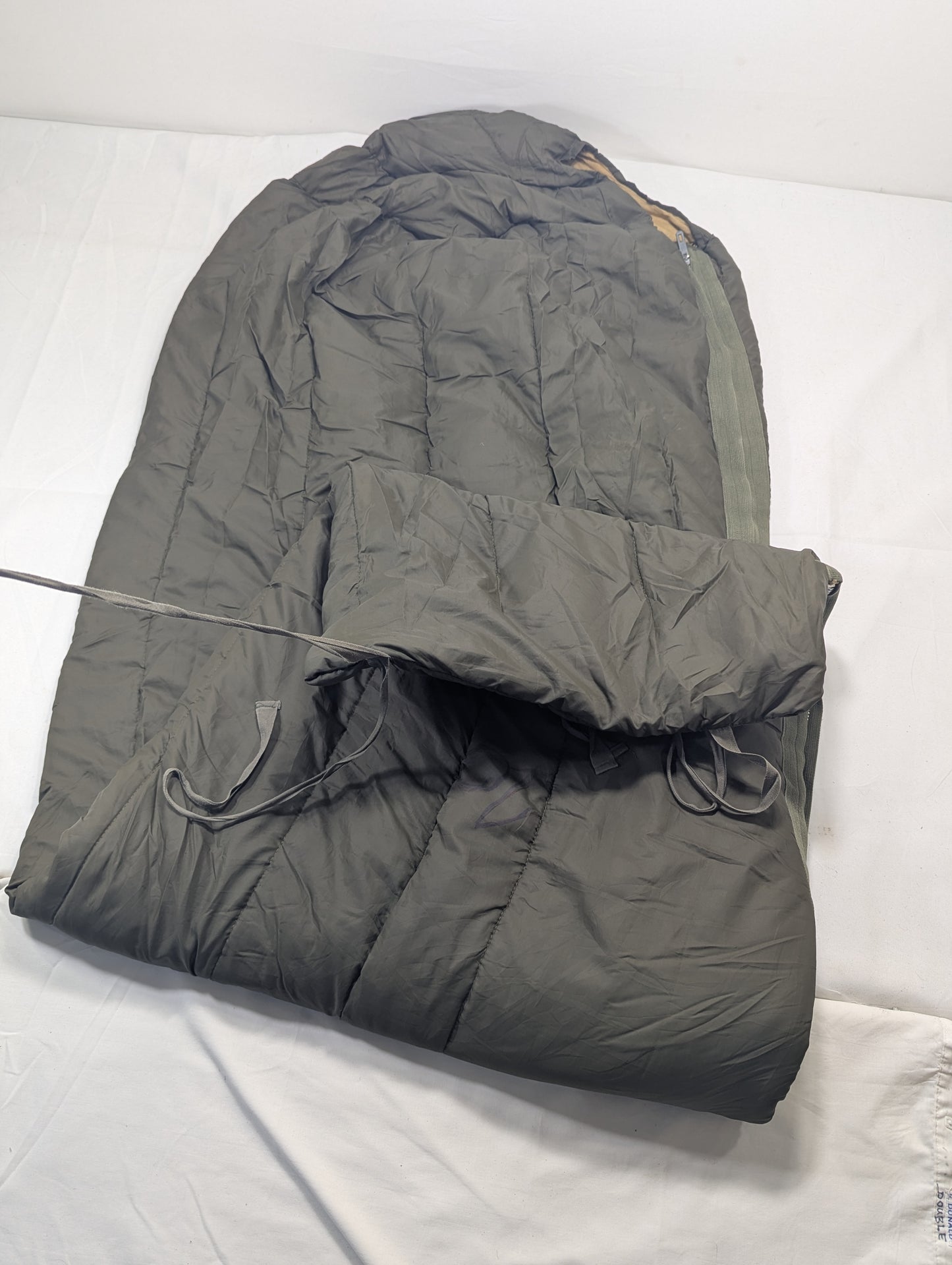 Preloved Military lot sleeping bag Sb10