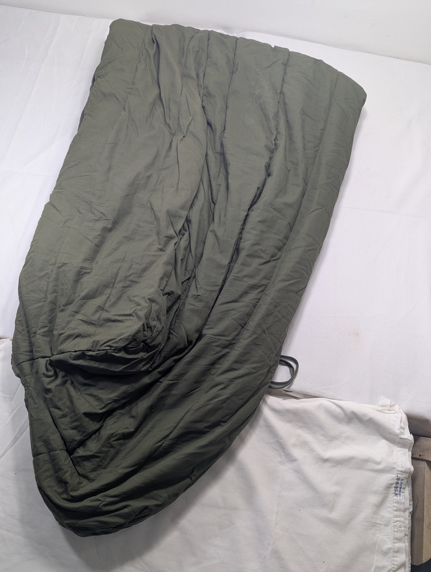 Preloved Military lot sleeping bag Sb12