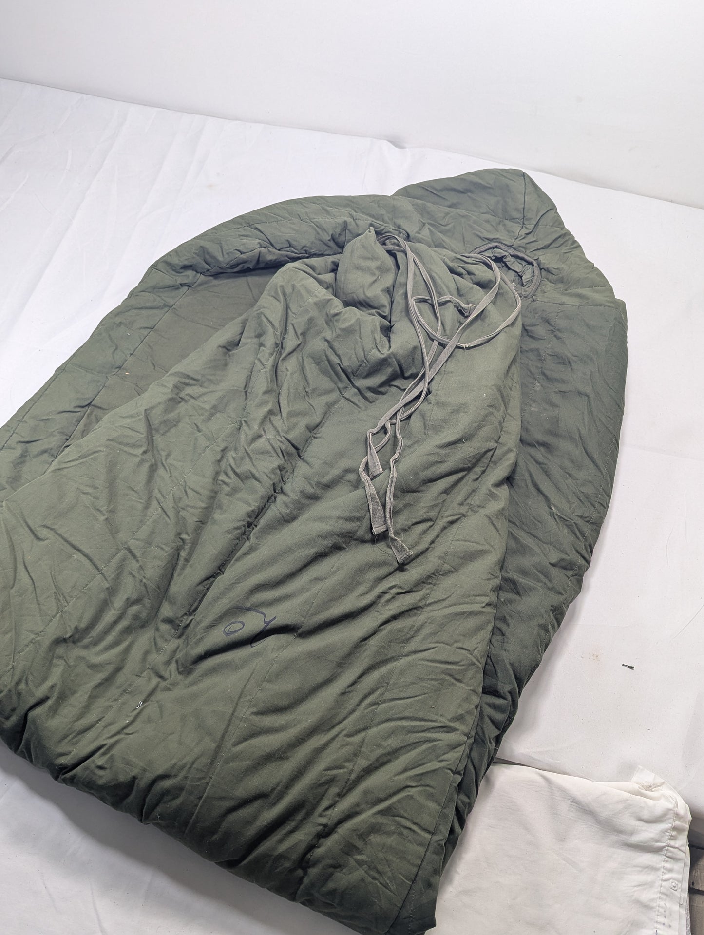 Preloved Military lot sleeping bag Sb20
