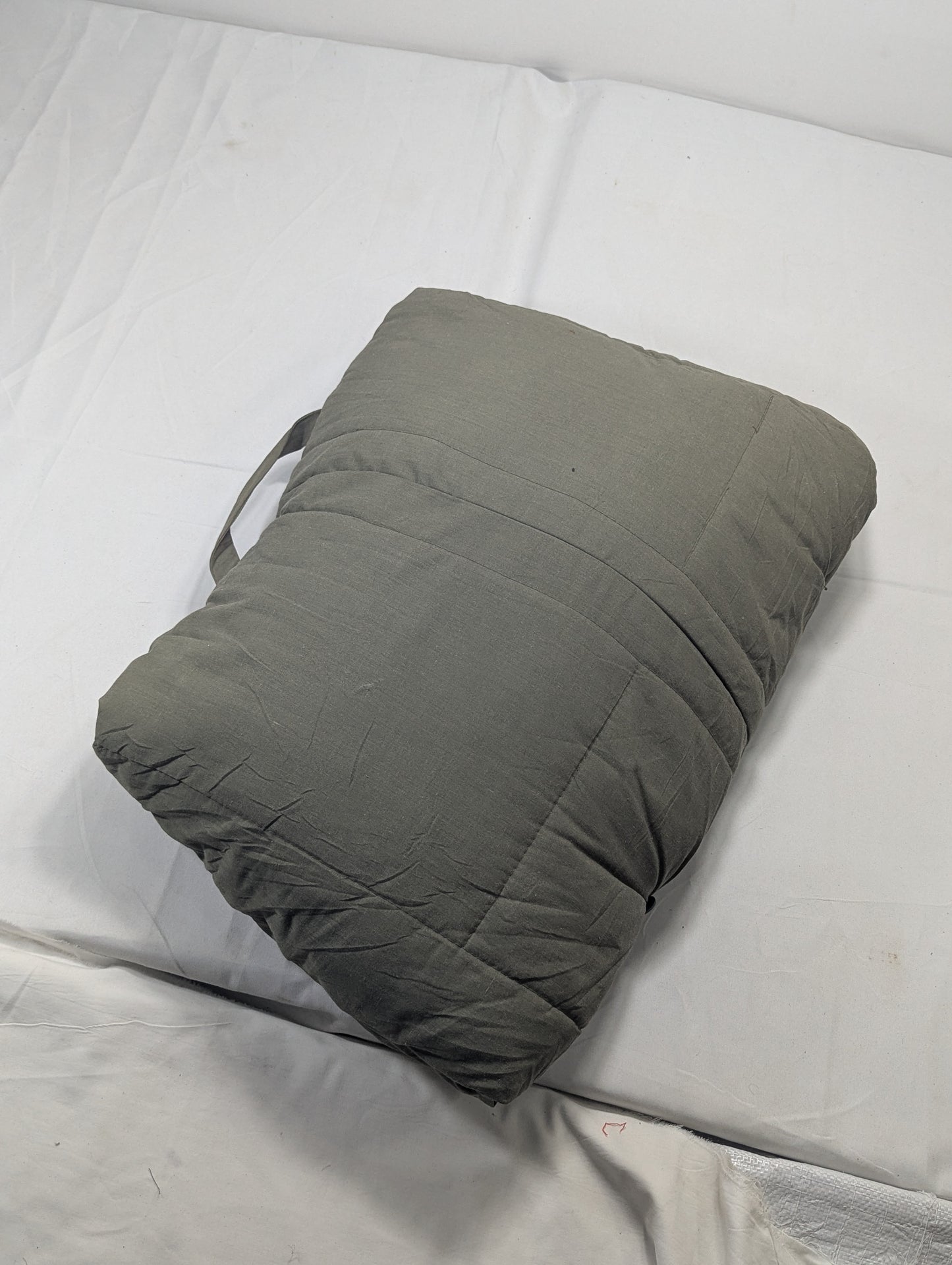 Preloved Military lot sleeping bag Sb28