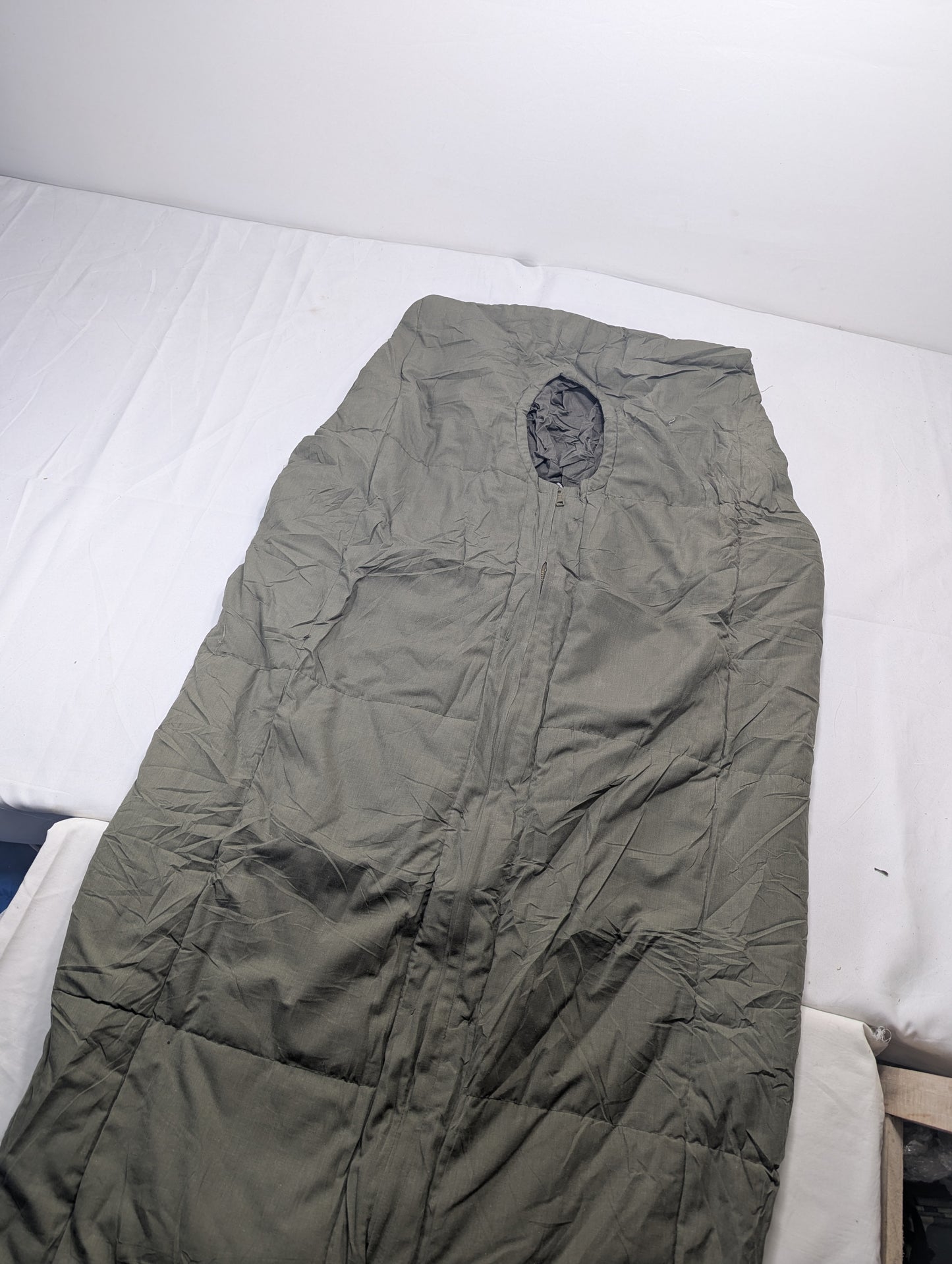 Preloved Military lot sleeping bag Sb28