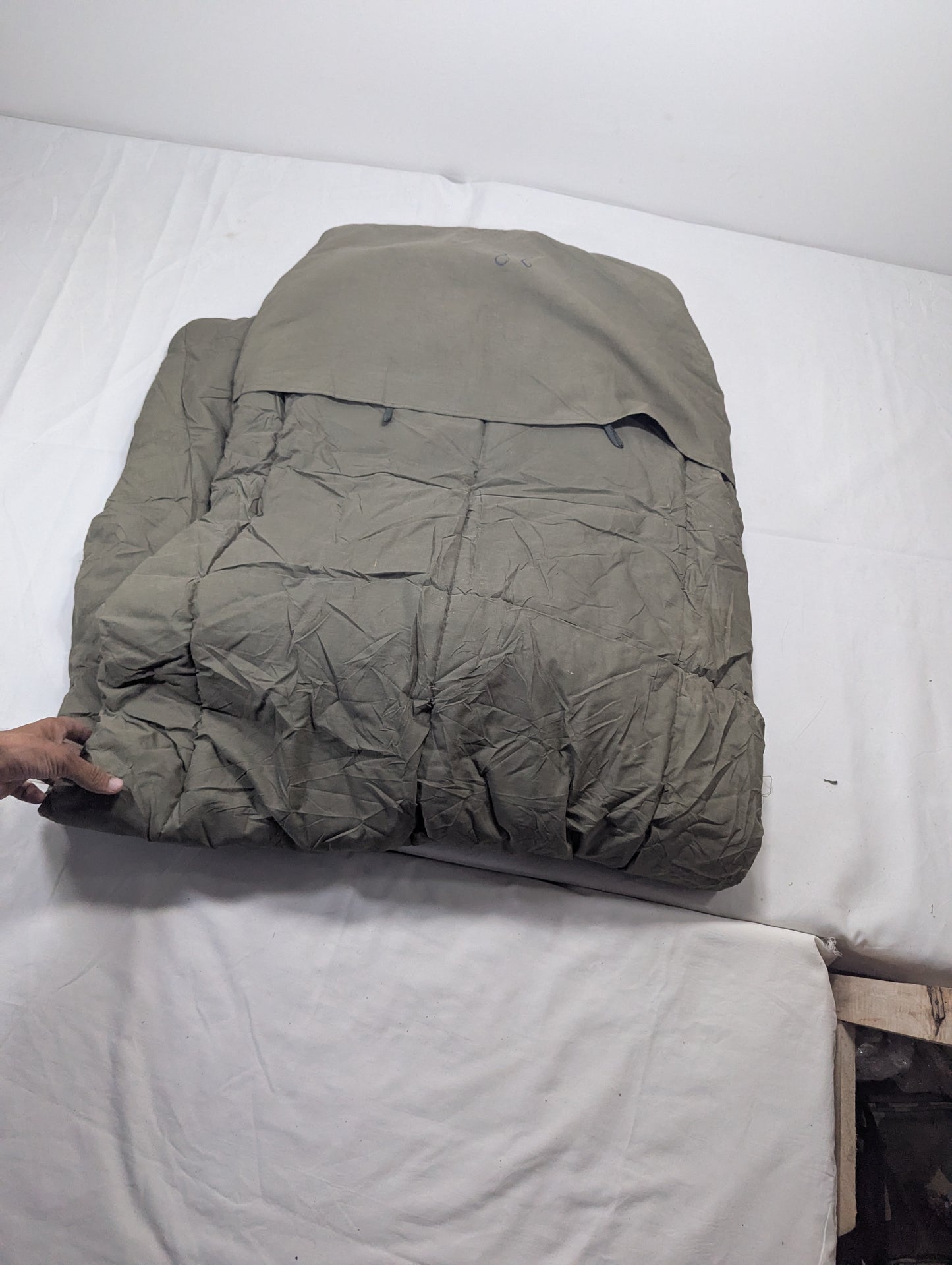 Preloved Military lot sleeping bag Sb28