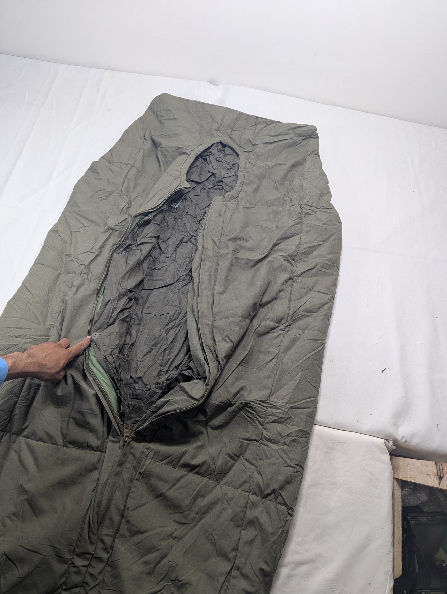 Preloved Military lot sleeping bag Sb28