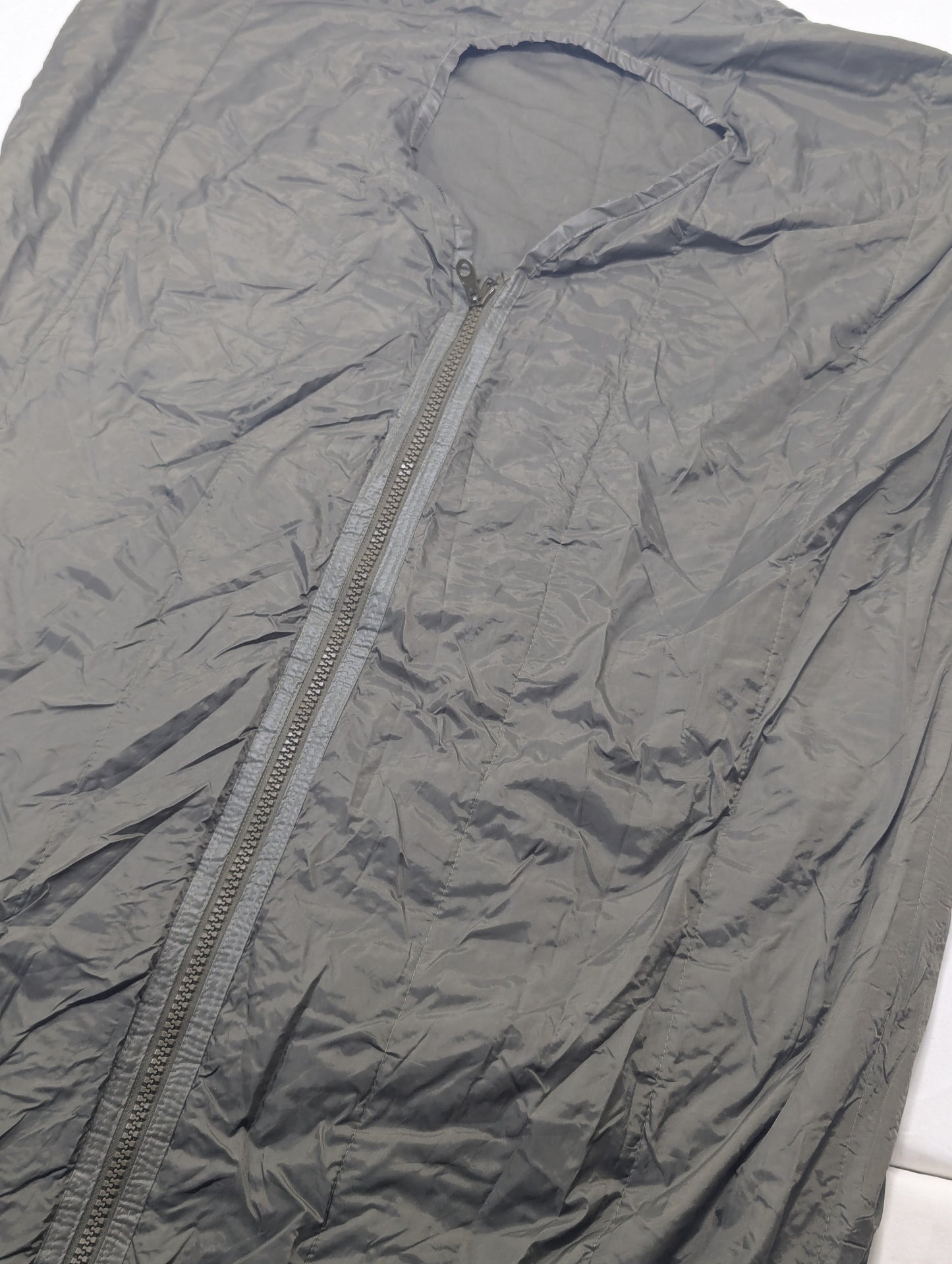 Preloved Military lot sleeping bag Sb24