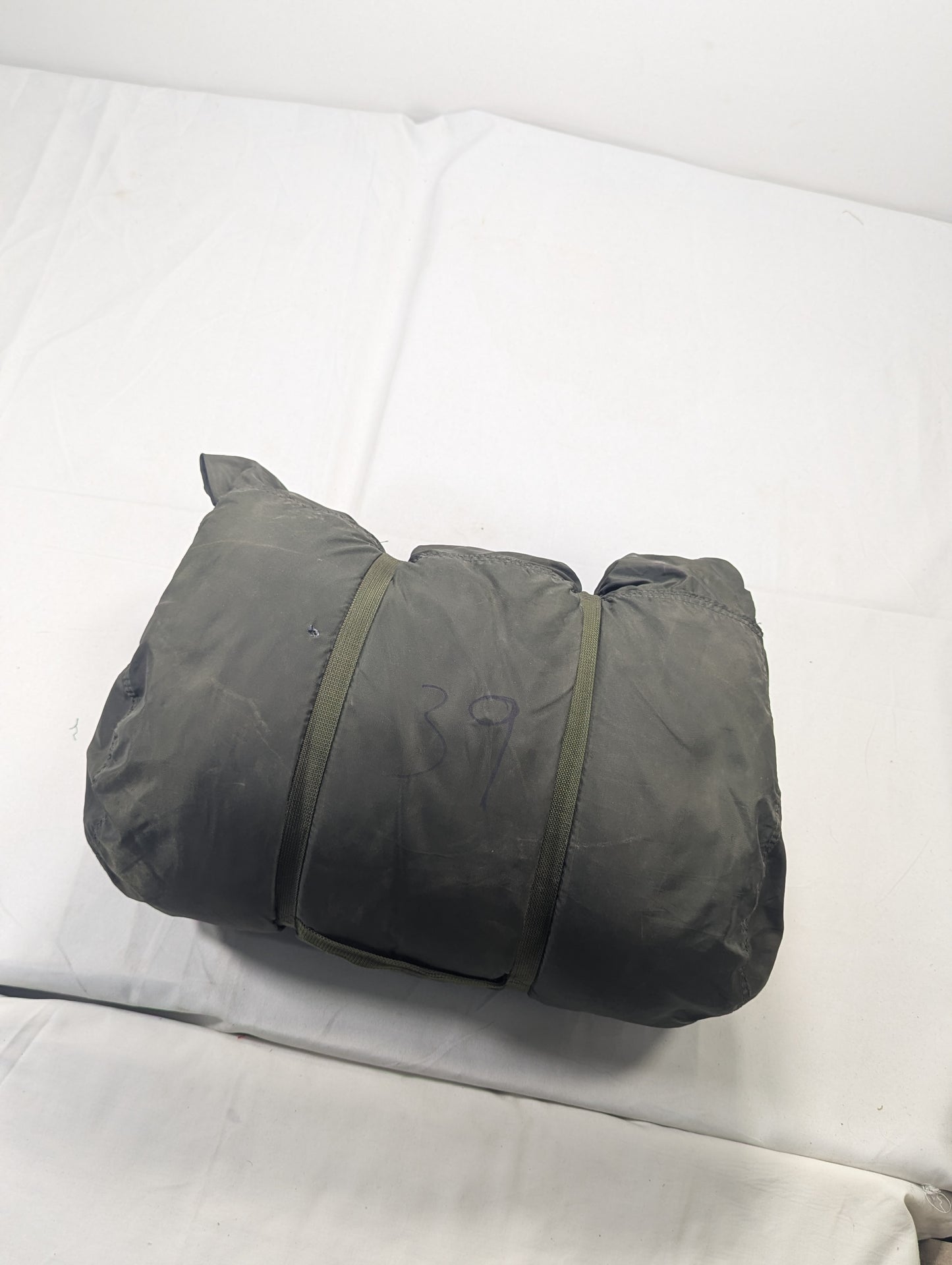 Preloved Military lot sleeping bag Sb39