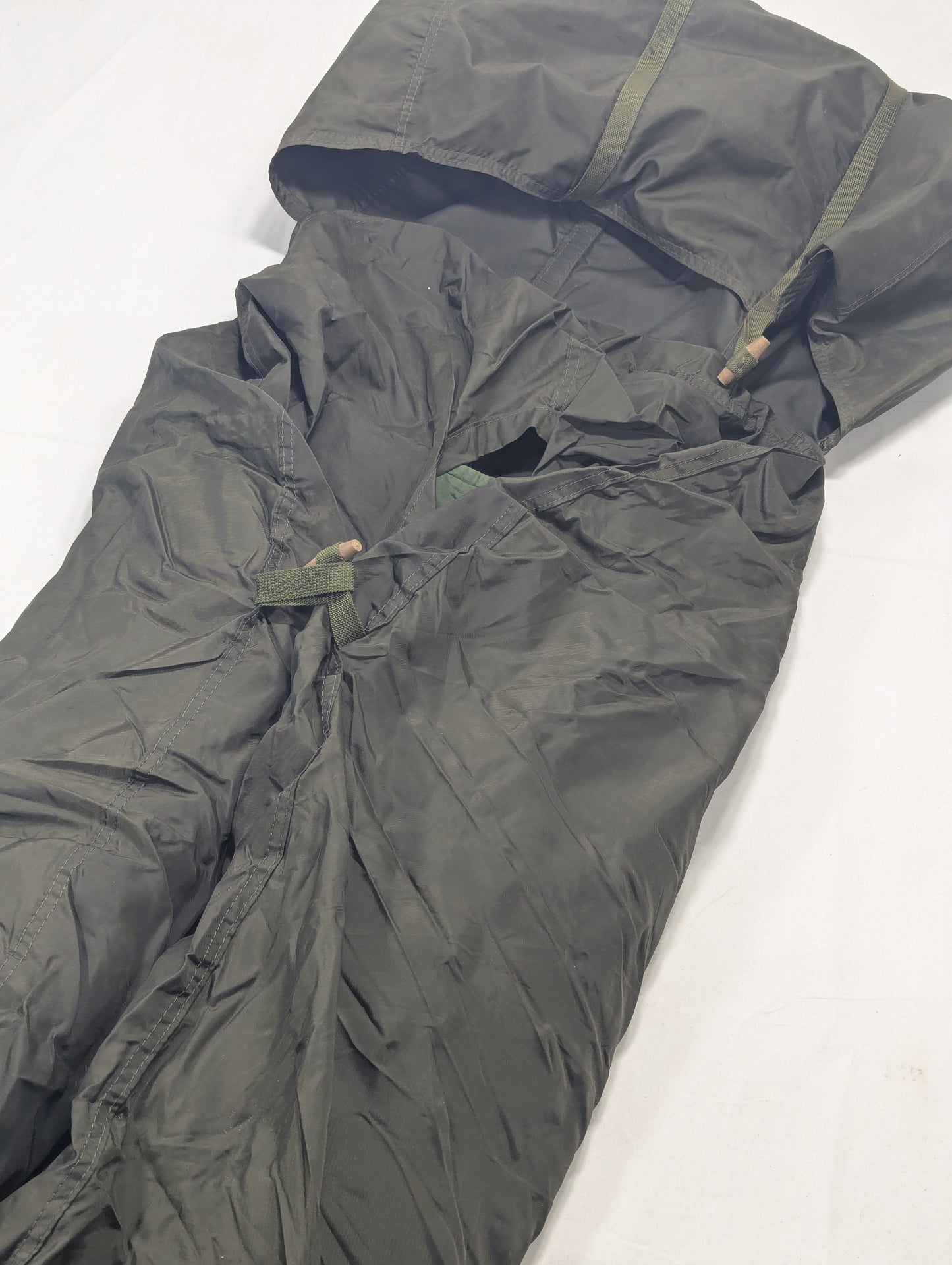 Preloved Military lot sleeping bag Sb39