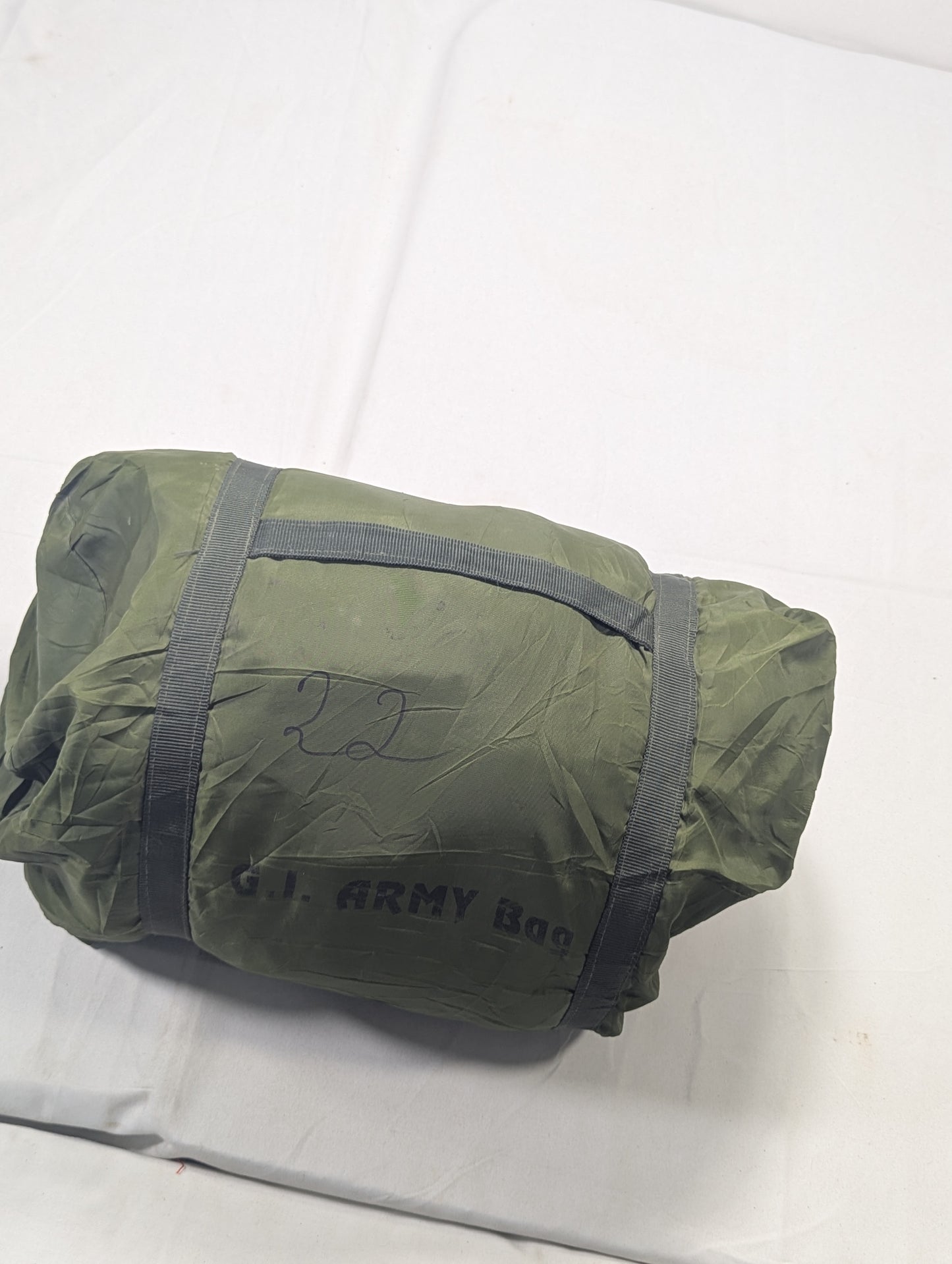 Preloved Military lot sleeping bag Sb22