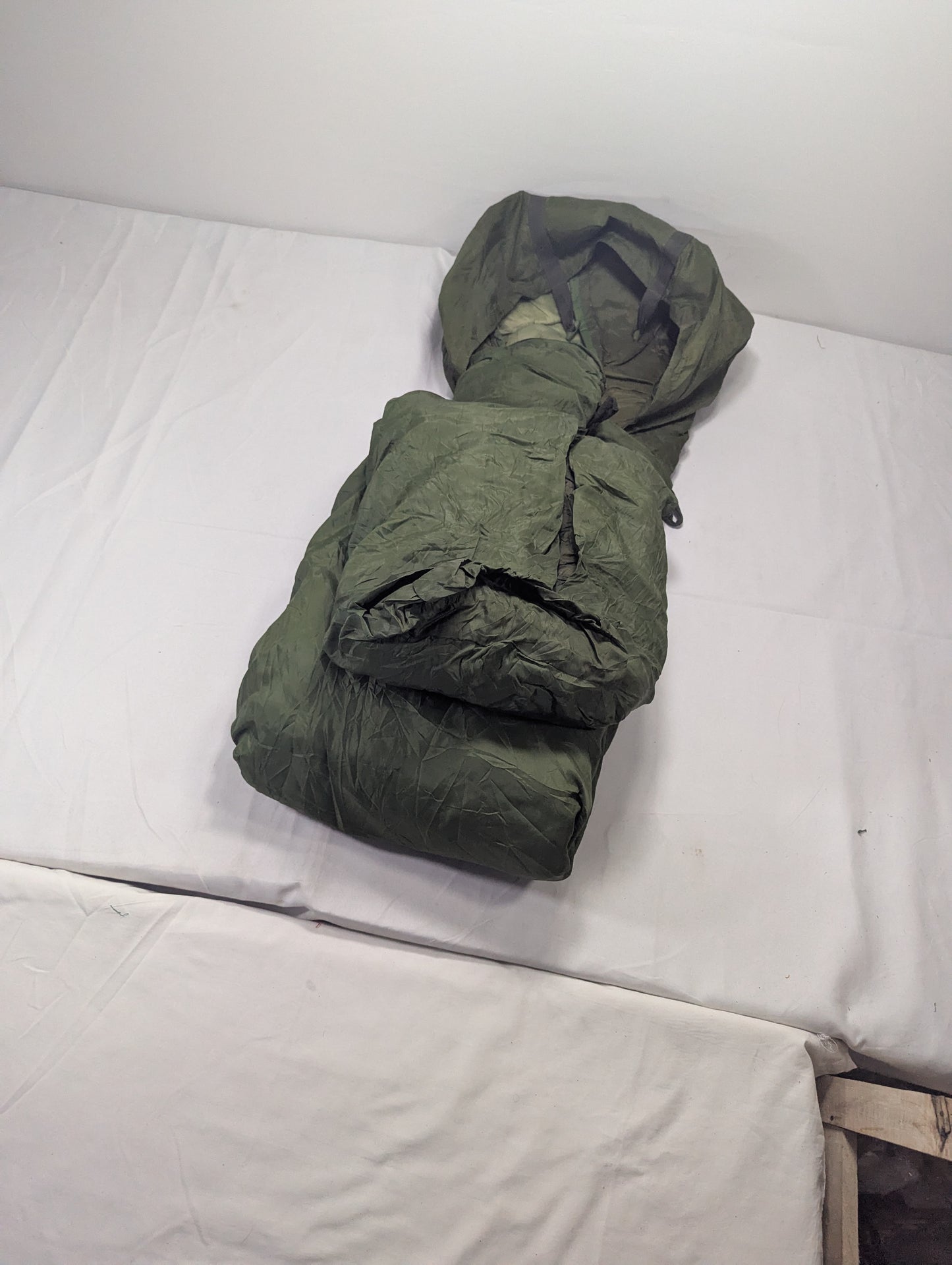 Preloved Military lot sleeping bag Sb22