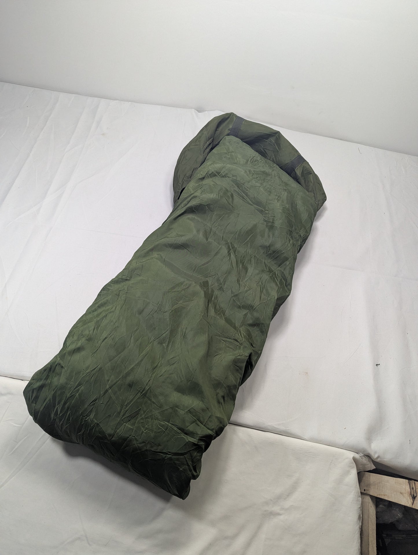 Preloved Military lot sleeping bag Sb22