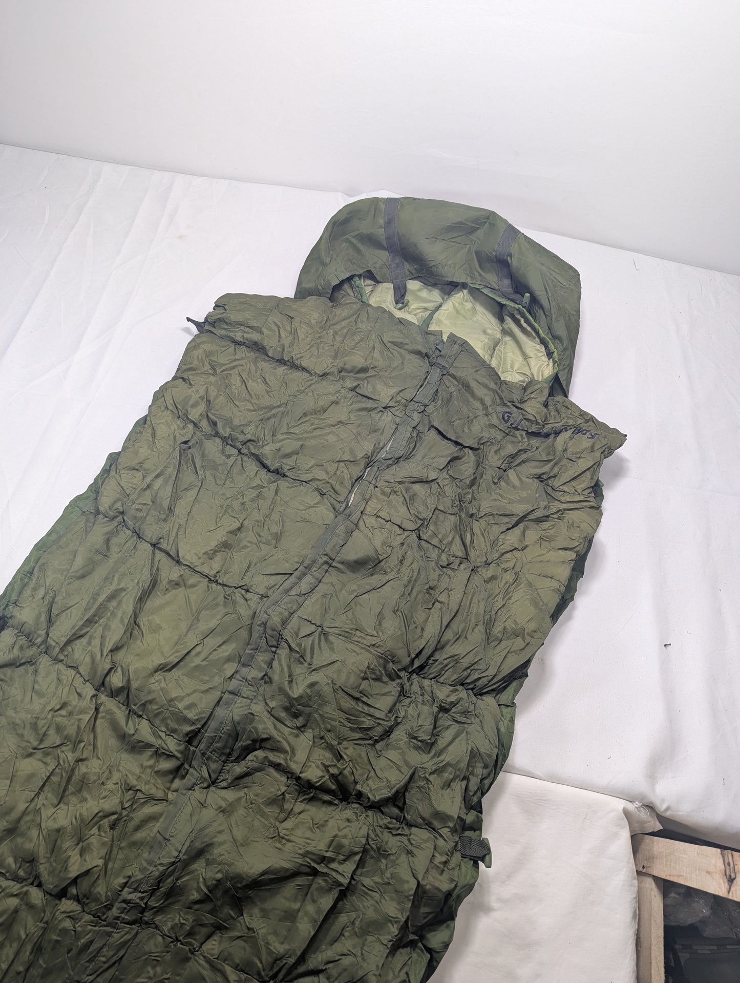 Preloved Military lot sleeping bag Sb22