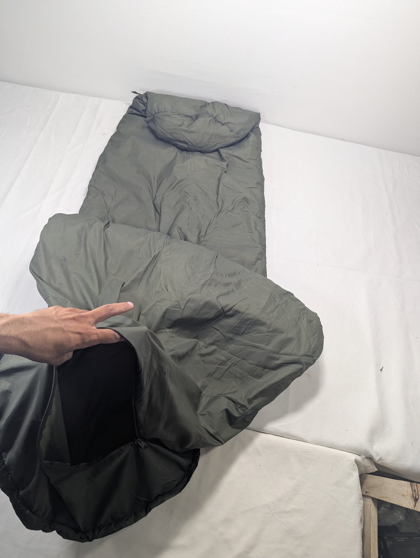 Preloved Military lot sleeping bag Sb2