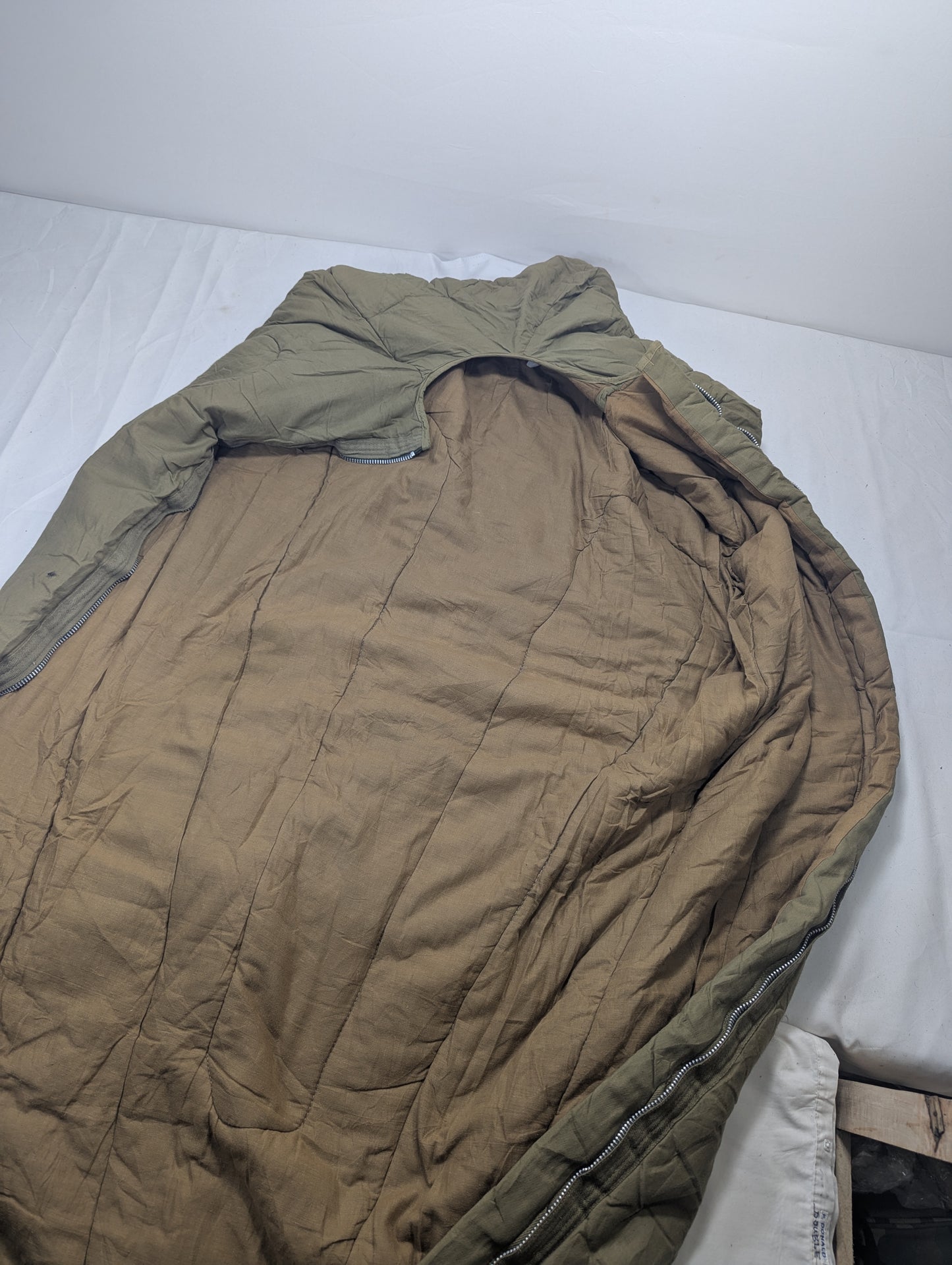 Preloved Military lot sleeping bag Sb37