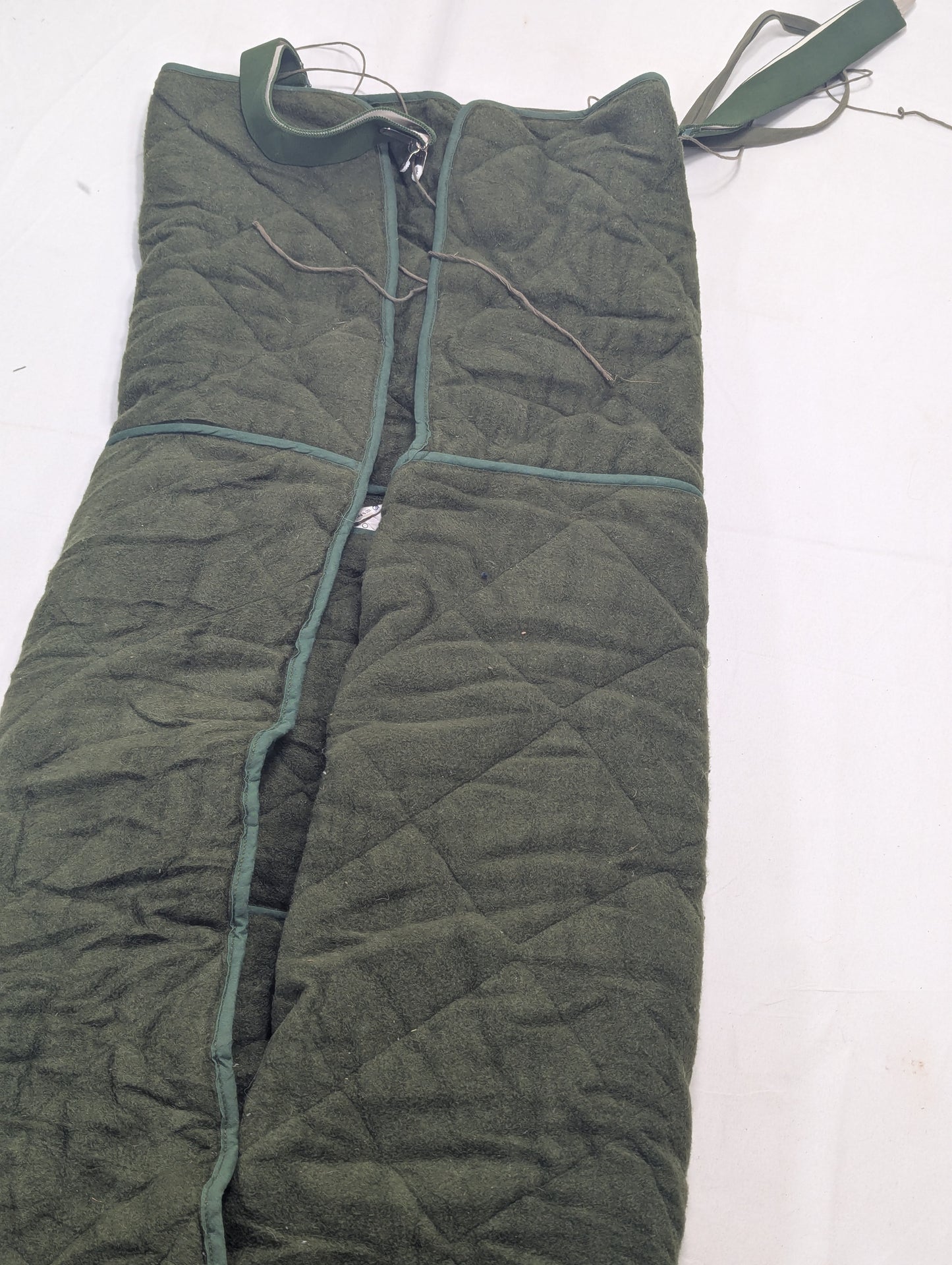 Preloved Military lot sleeping bag Sb15
